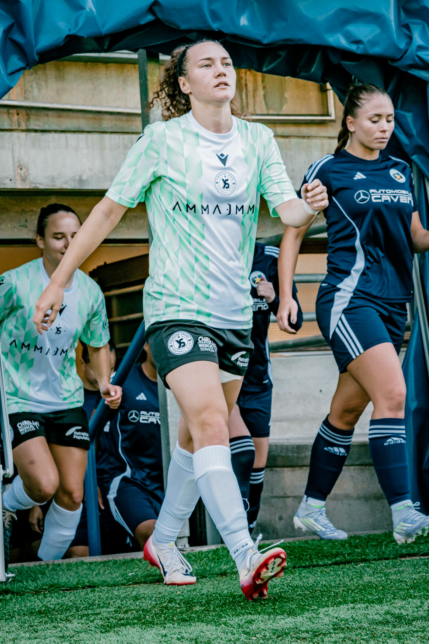 Match de championnat LNB (féminine) opposant l’Etoile Carouge FC à Yverdon Sport FC au Stade de la Fontenette à Carouge. (Christian António/LibsVisuals.com)