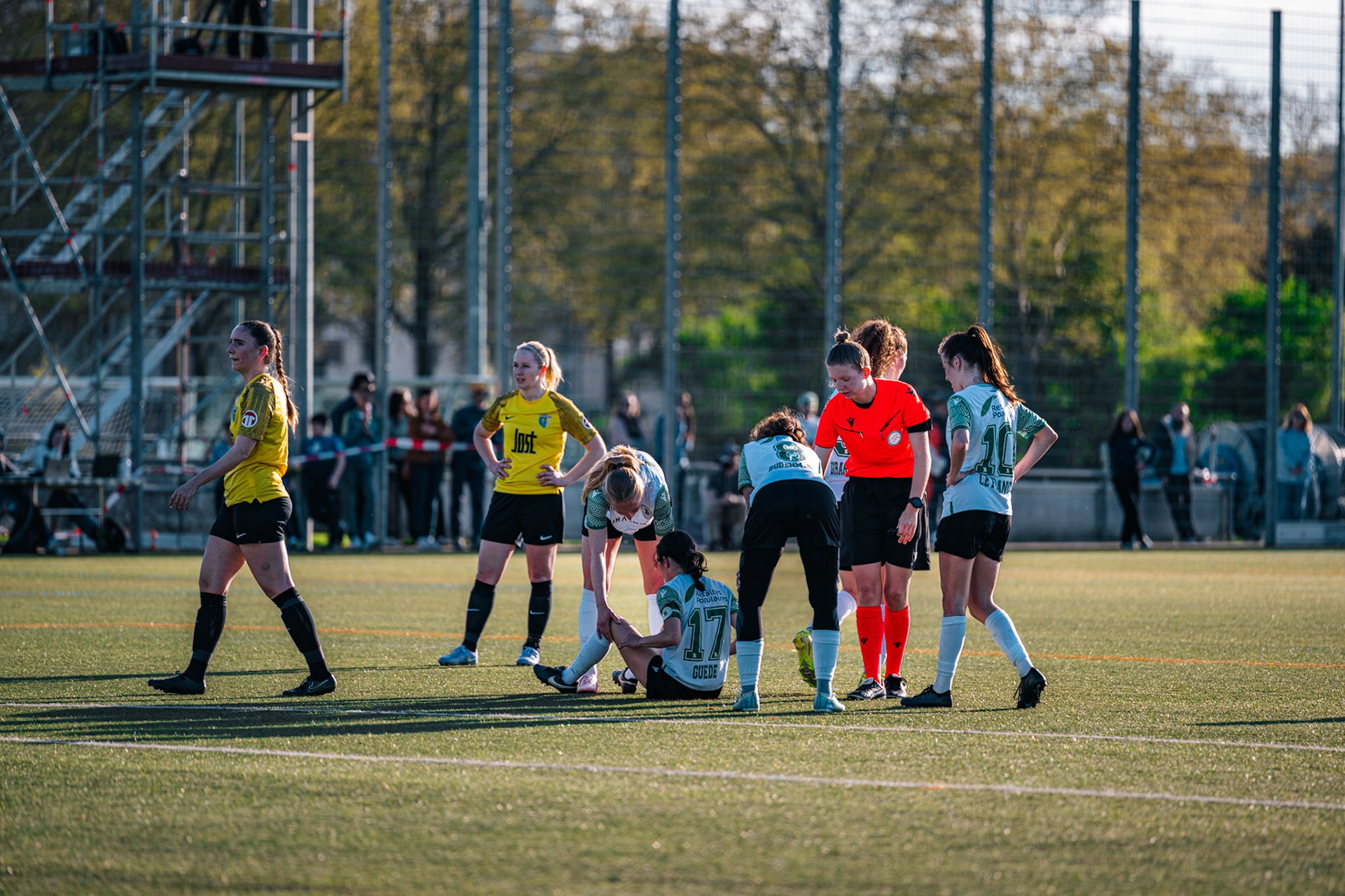 FC Schlieren et Yverdon Sport FC au Zelgli. (Christian António/LibsVisuals.com)