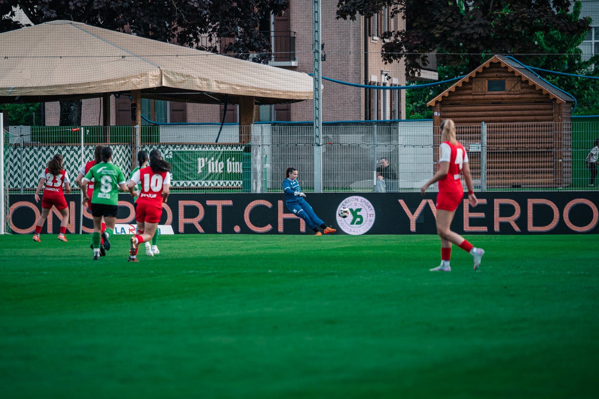 Yverdon Sport FC et FC Rapperswil-Jona au Stade Municipal. (Christian António/LibsVisuals.com)