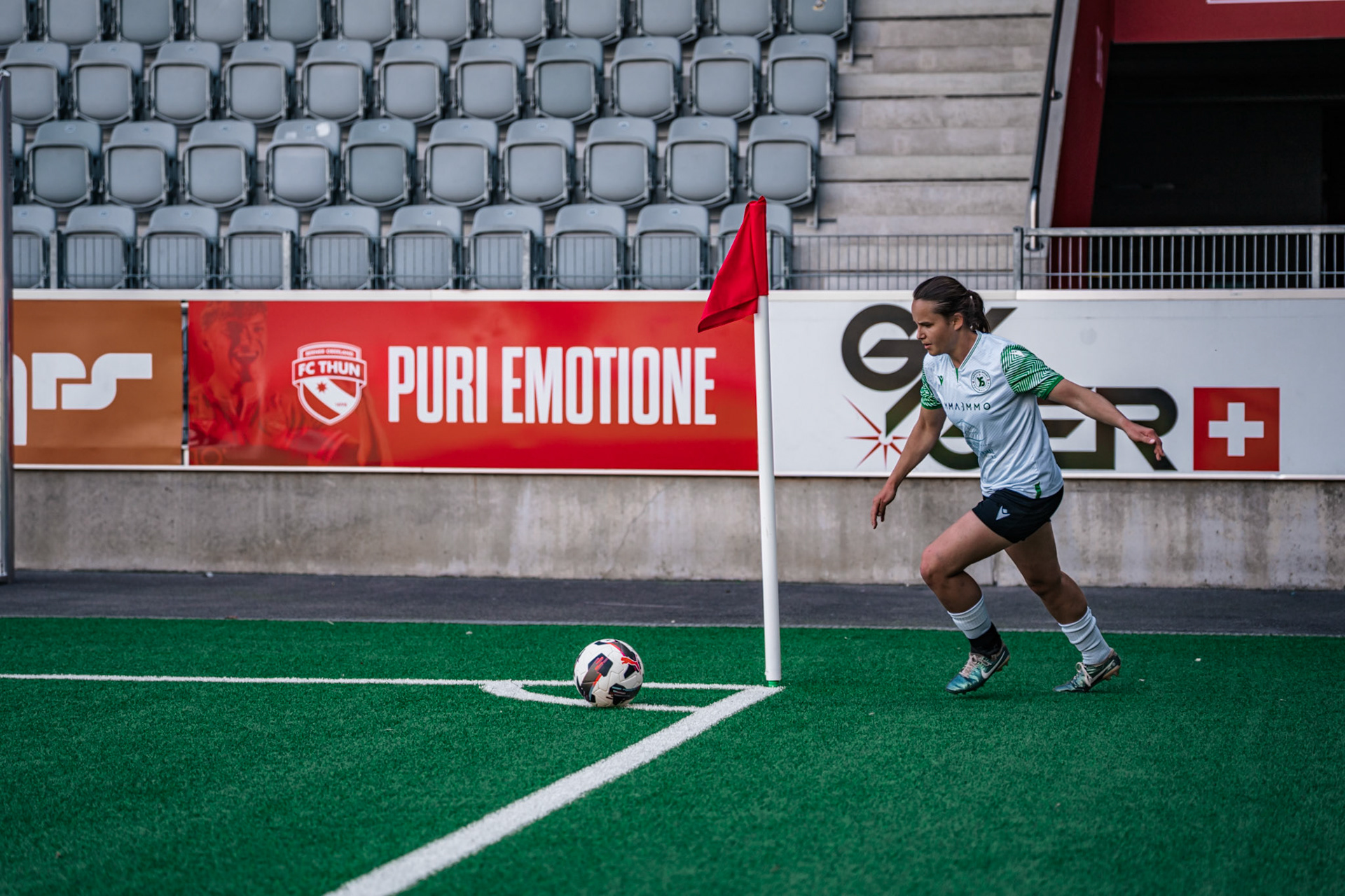 Frauenteam Thun Berner-Oberland et Yverdon Sport FC à la Stockhorn Arena. (Christian António/LibsVisuals.com)