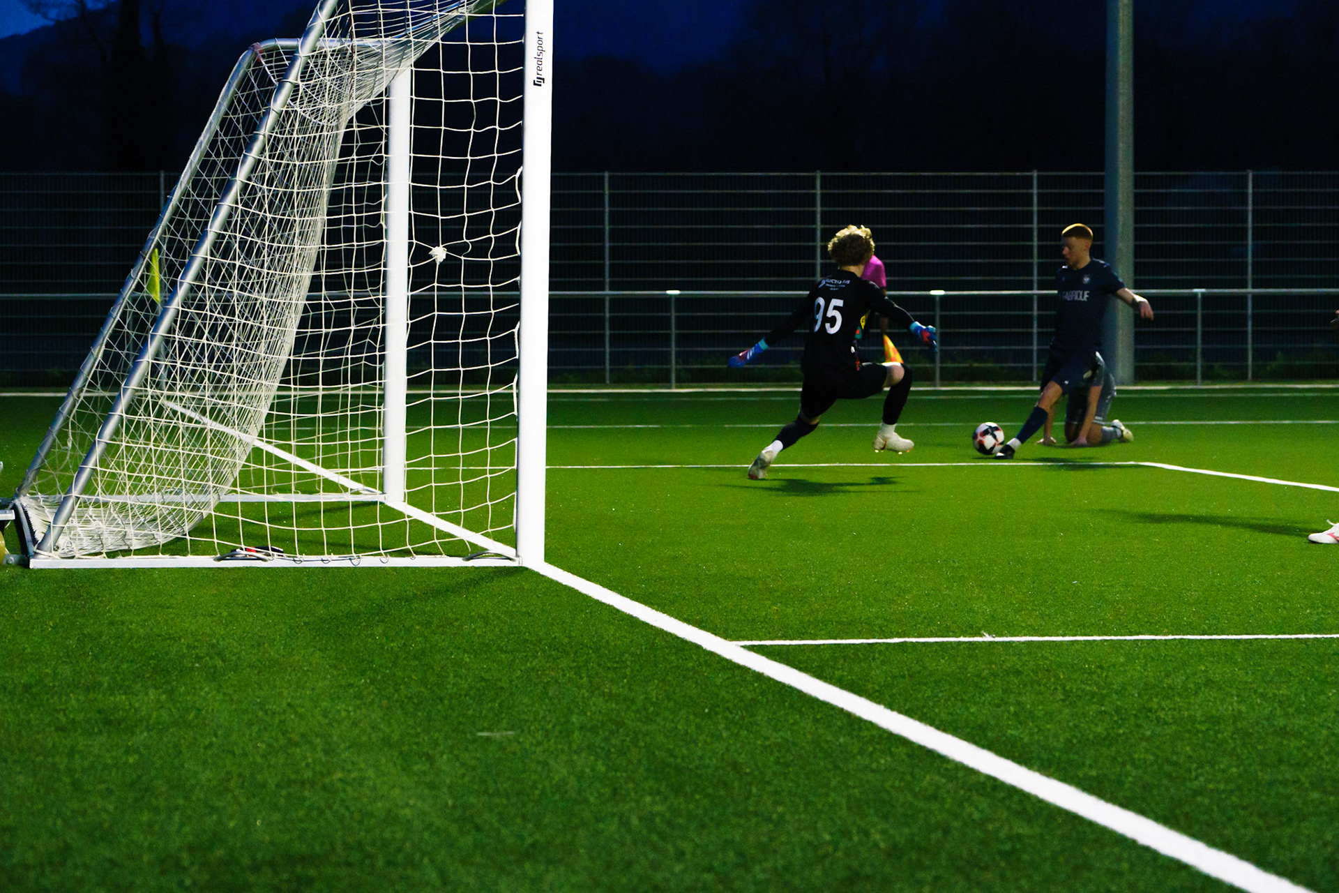 Match 2ème Ligue FC Champagne - FC Grandson-Tuileries au Terrain de Sport de Derrière-Ville à Champagne