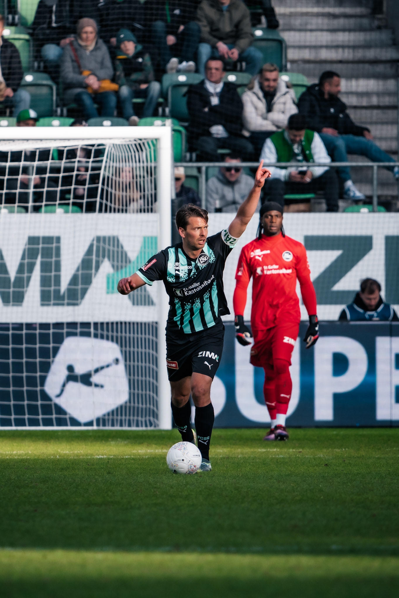 FC Saint-Gall 1879 et Lausanne-Sport FC au Kybunpark. (Christian António/LibsVisuals.com)