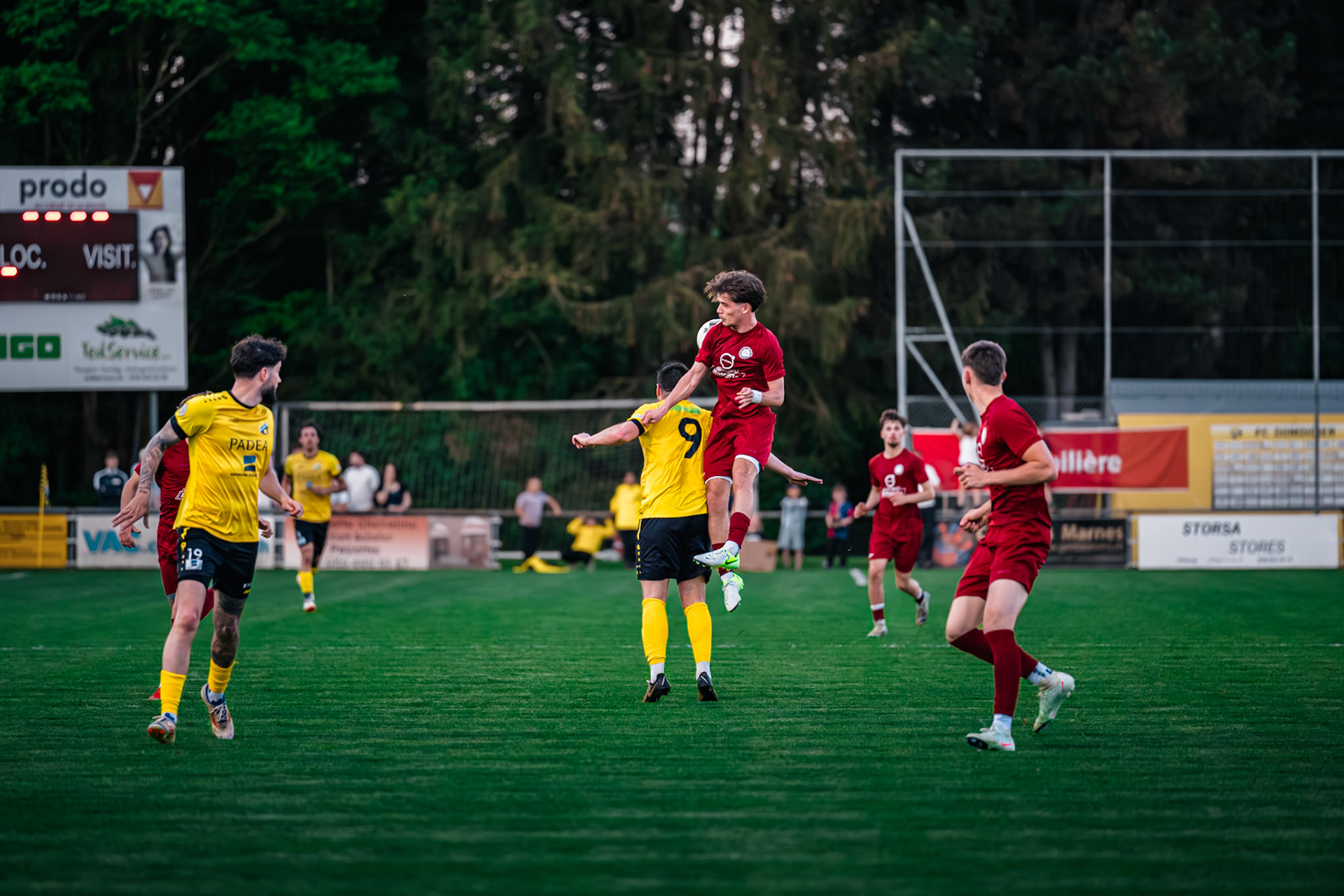 FC Domdidier et FC Cugy-Montet-Aumont-Murist I au Stade du Pâquier. (Christian António/LibsVisuals.com)