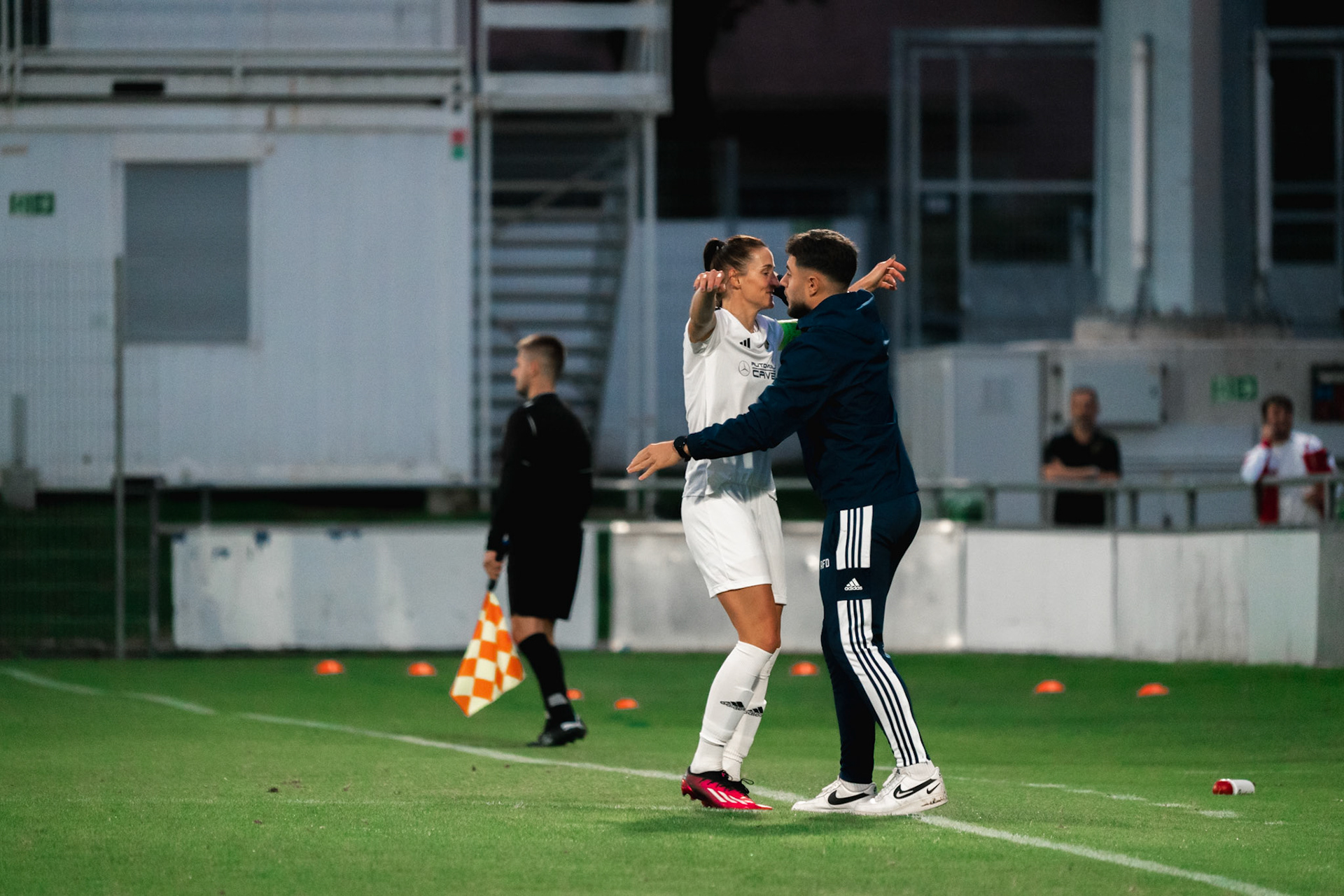 Ligue nationale B Féminine Yverdon Sport FC - Etoile Carouge FC