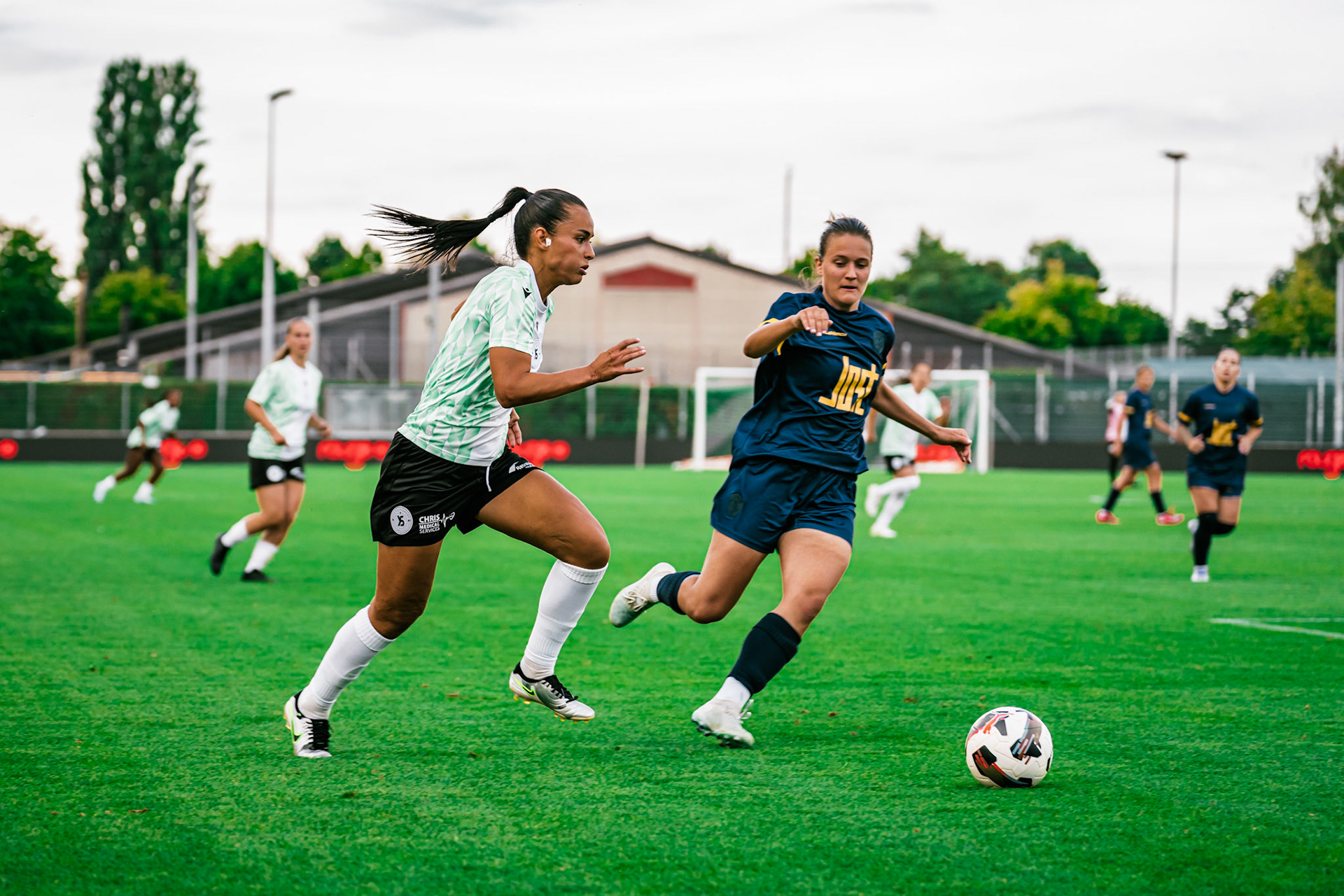 Match championnat LNB féminine opposant Yverdon Sport FC et FC Schlieren au Stade Municipal. (Christian António/LibsVisuals.com)