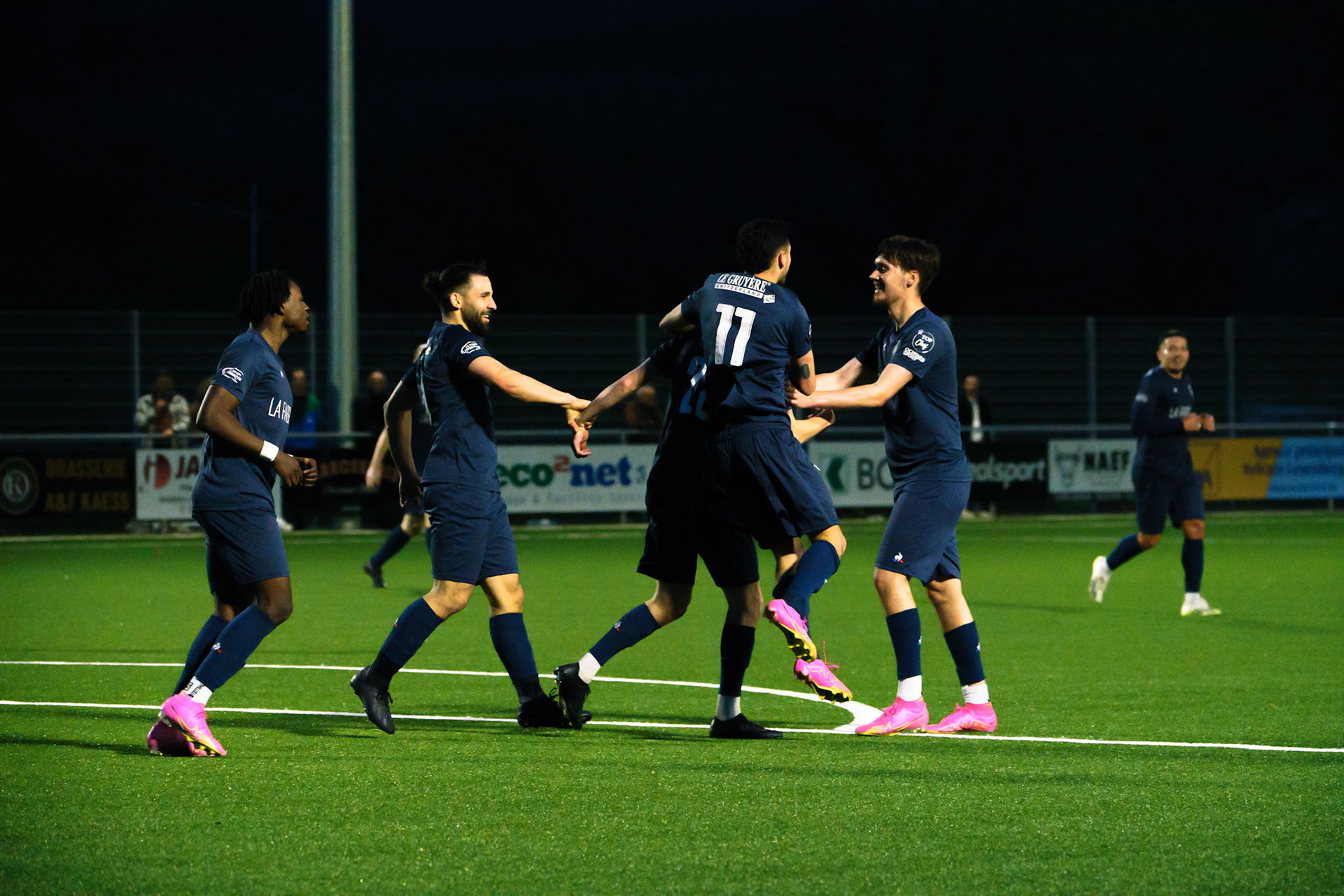 Match 2ème Ligue FC Champagne - FC Grandson-Tuileries au Terrain de Sport de Derrière-Ville à Champagne
