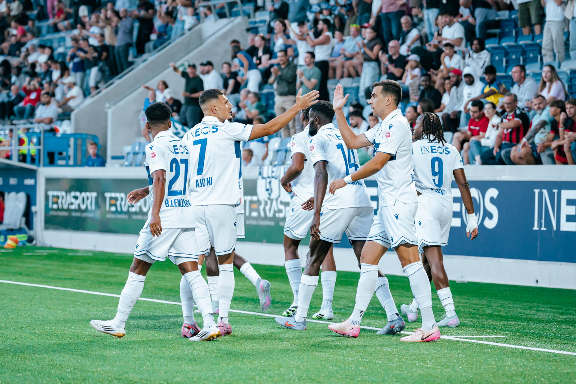 Lausanne-Sport - Vardar Skopje au Stade de la Tuilière. (Christian António/LibsVisuals.com)