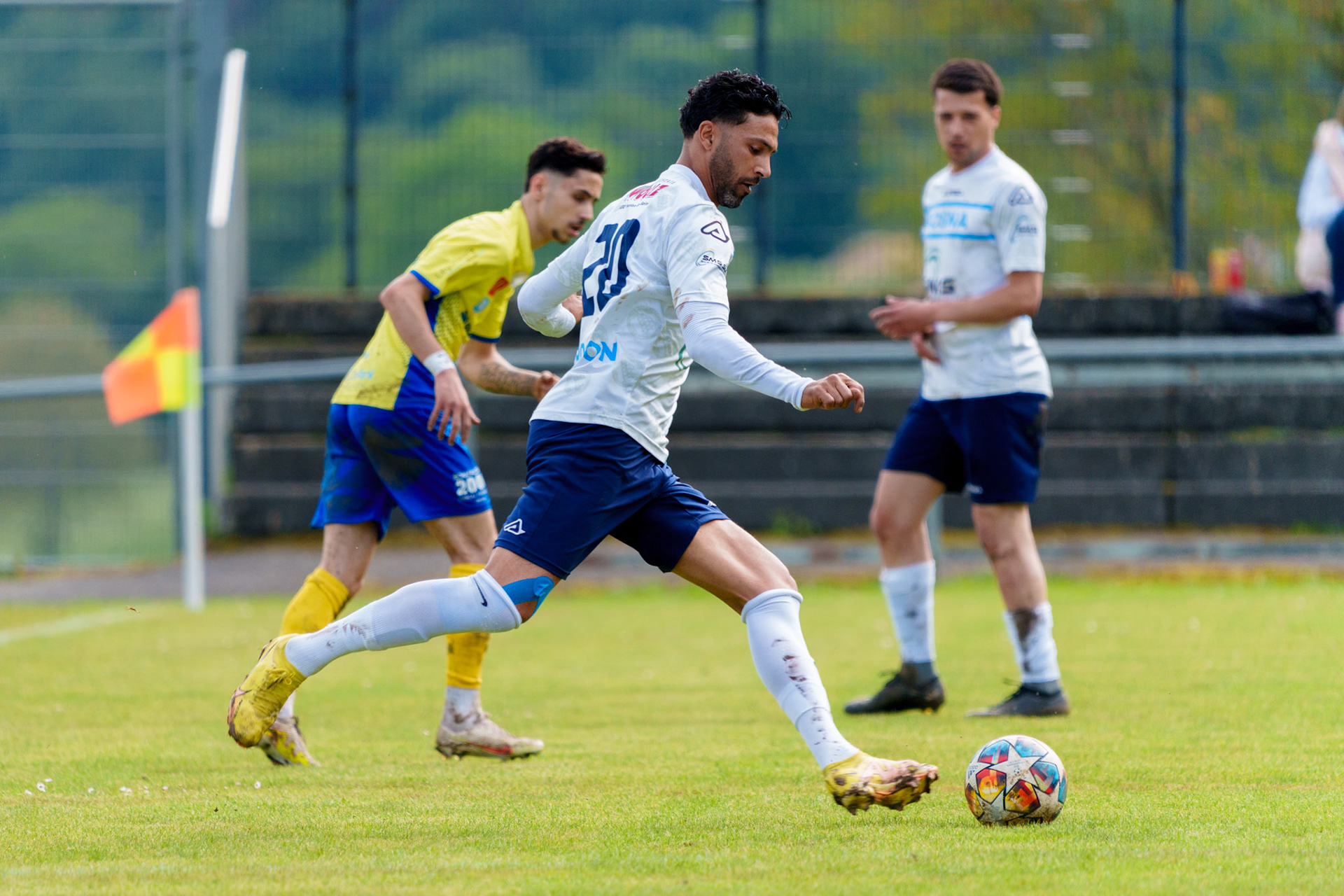 Match 2ème Ligue FC Bosna Yverdon - FC Vevey Sport II au Stade Sous-Ville à Baulmes