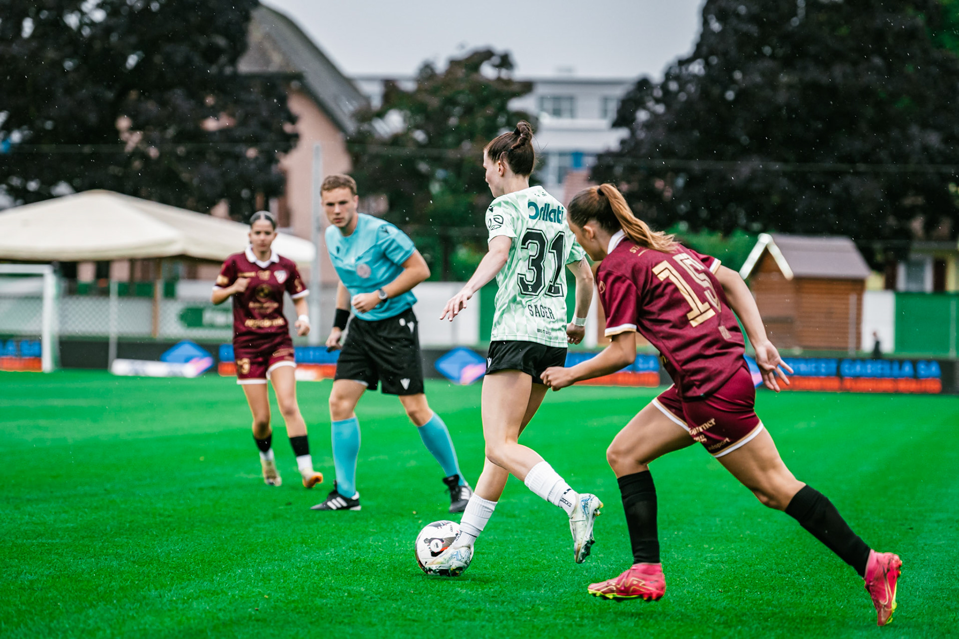 Match championnat LNB féminine opposant Yverdon Sport FC et FC Solothurn Frauen au Stade Municipal. (Christian António/LibsVisuals.com)