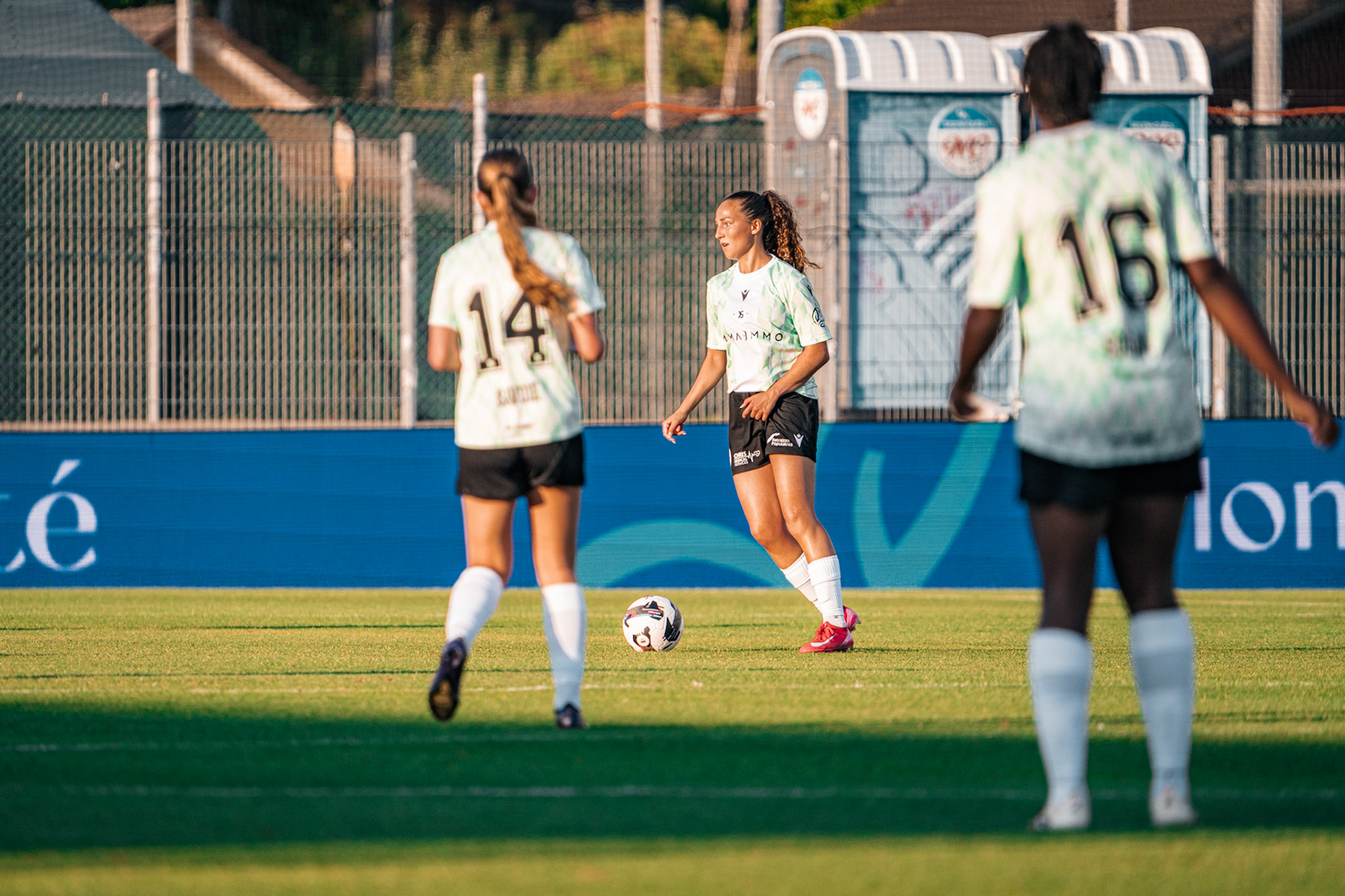 Match championnat opposant Yverdon Sport – FC Wädenswil au Stade Municipal. (Christian António/LibsVisuals.com)