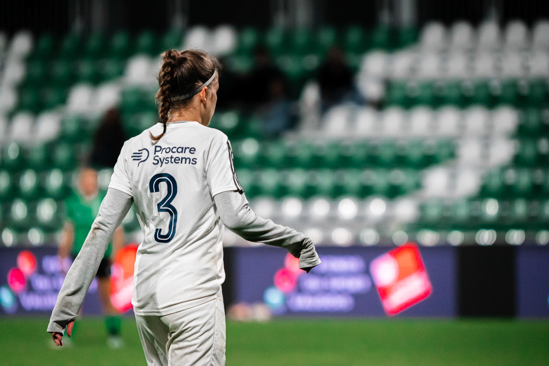 Ligue nationale B Féminine Yverdon Sport FC - Etoile Carouge FC