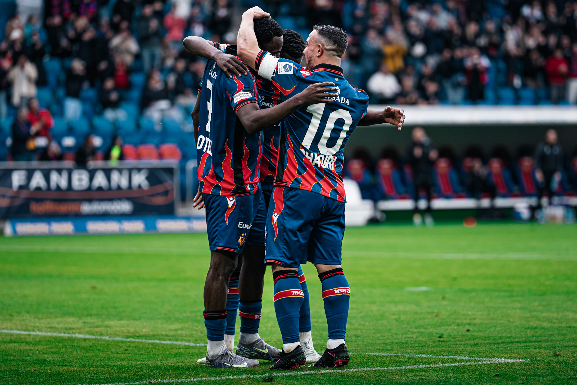 FC Basel 1893 et Yverdon Sport FC au St. Jakob-Park. (Christian António/LibsVisuals.com)