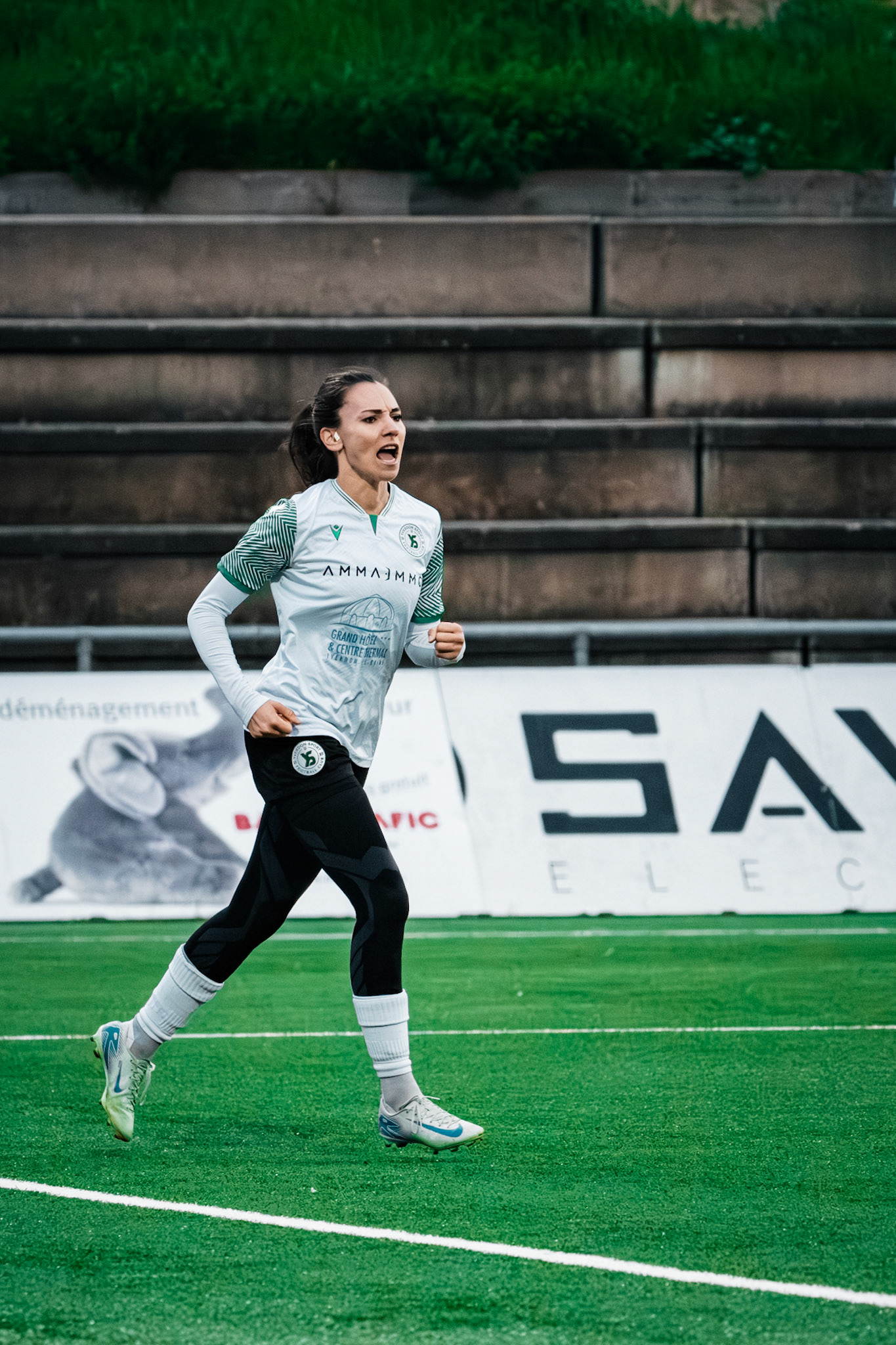 Etoile Carouge FC et Yverdon Sport FC au  Stade de la Fontenette (Christian António/LibsVisuals.com)