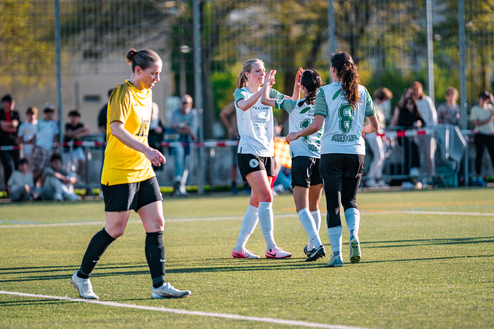FC Schlieren et Yverdon Sport FC au Zelgli. (Christian António/LibsVisuals.com)