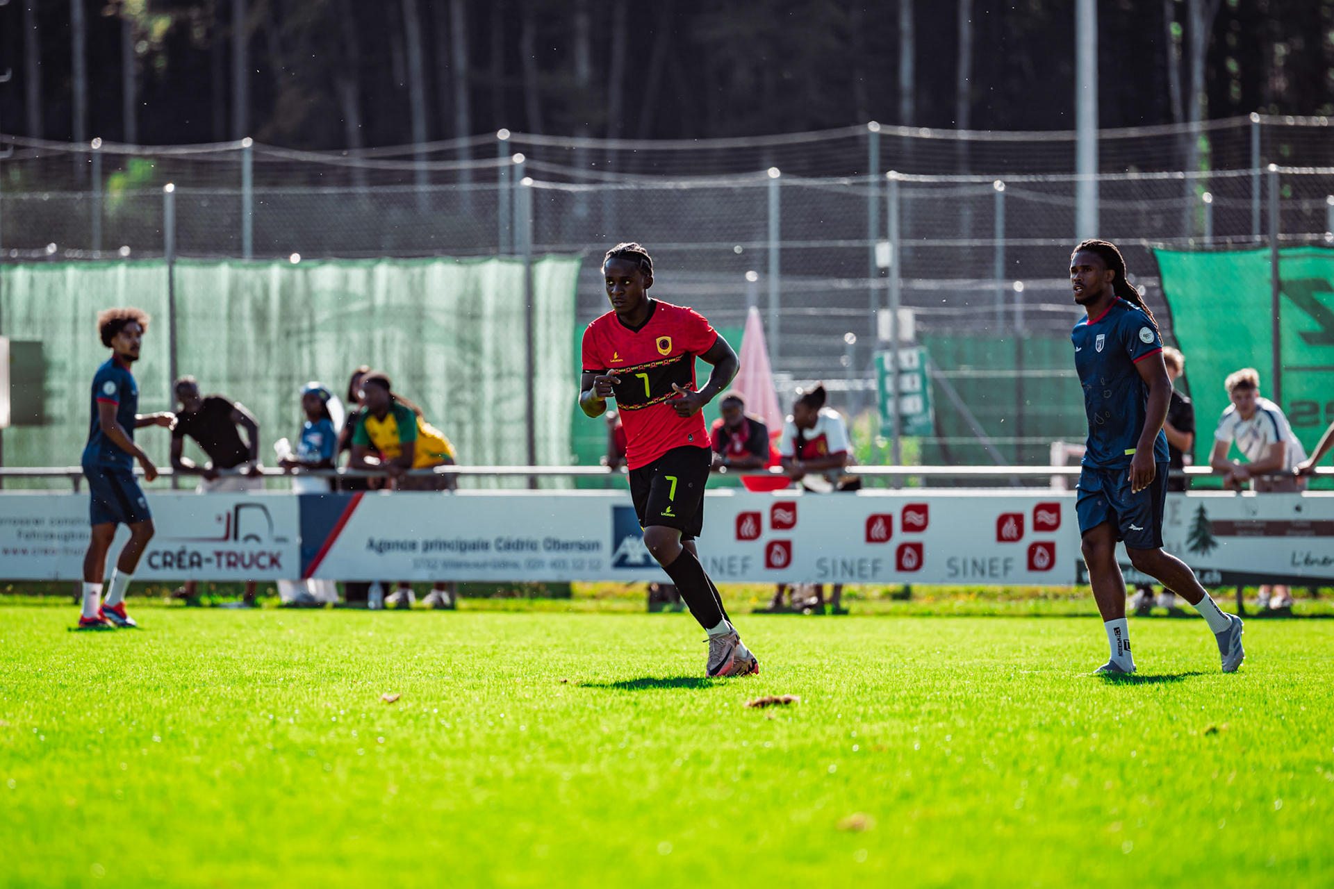 Match amical opposant l’Angola et le Cap-Vert (CanFribourg) au Terrain Communal de Corminboeuf. (Christian António/LibsVisuals.com)