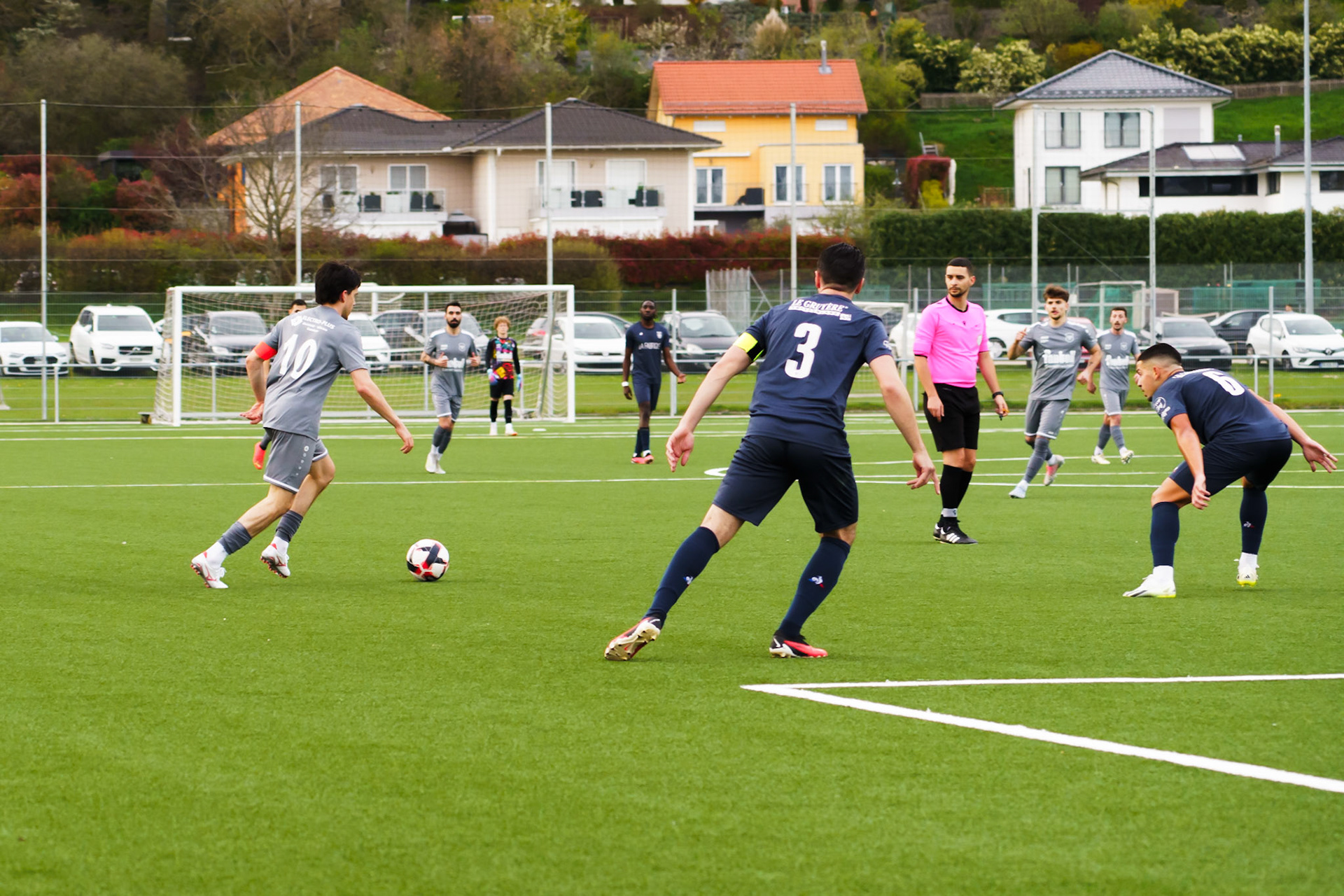 Match 2ème Ligue FC Champagne - FC Grandson-Tuileries au Terrain de Sport de Derrière-Ville à Champagne