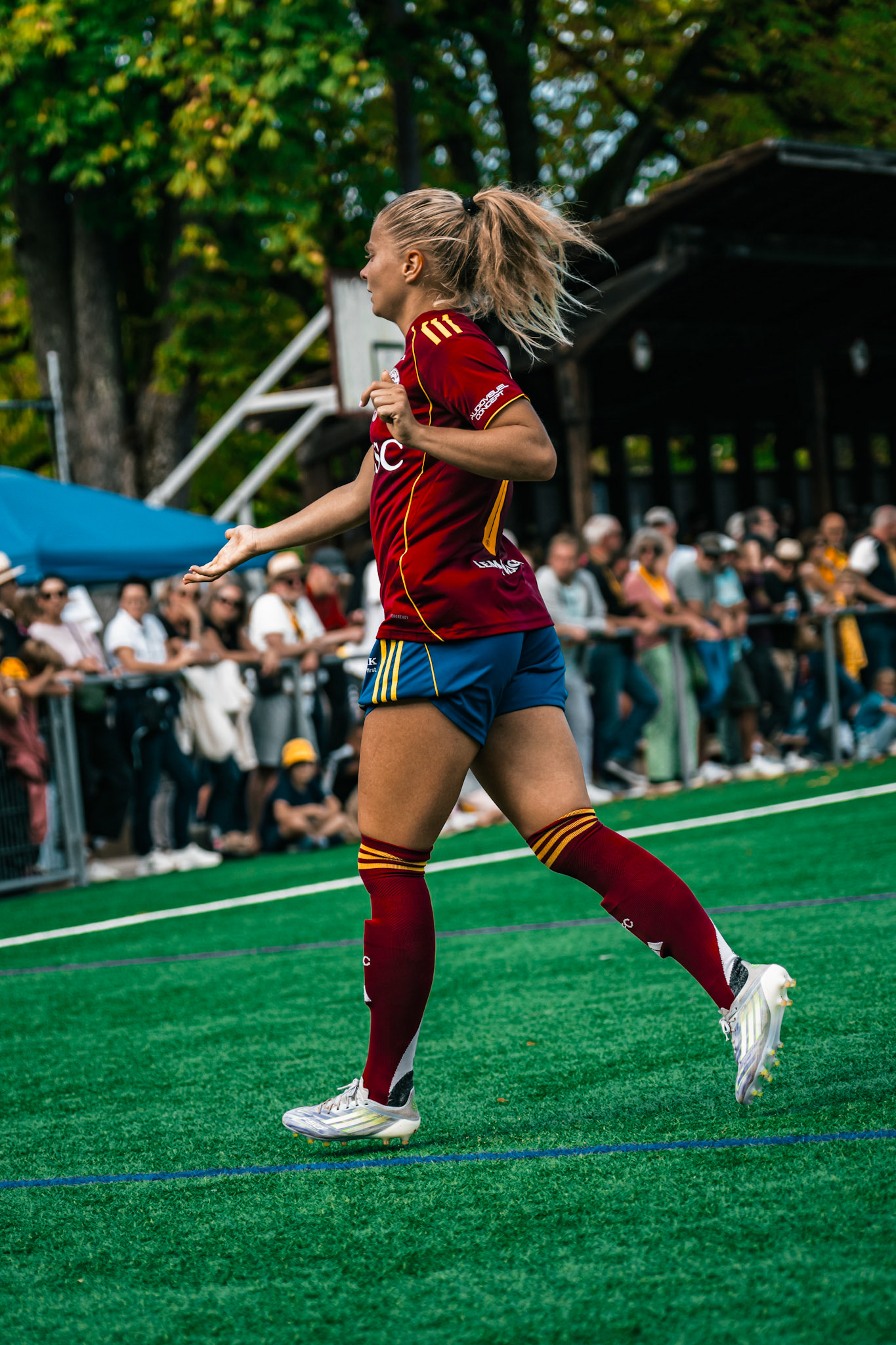 Match de l’AXA Women’s Super League opposant BSC YB Frauen et Servette FC Chênois Féminin au Spitalacker (Kunstrasenfeld), Bern. (Christian António/LibsVisuals.com)
