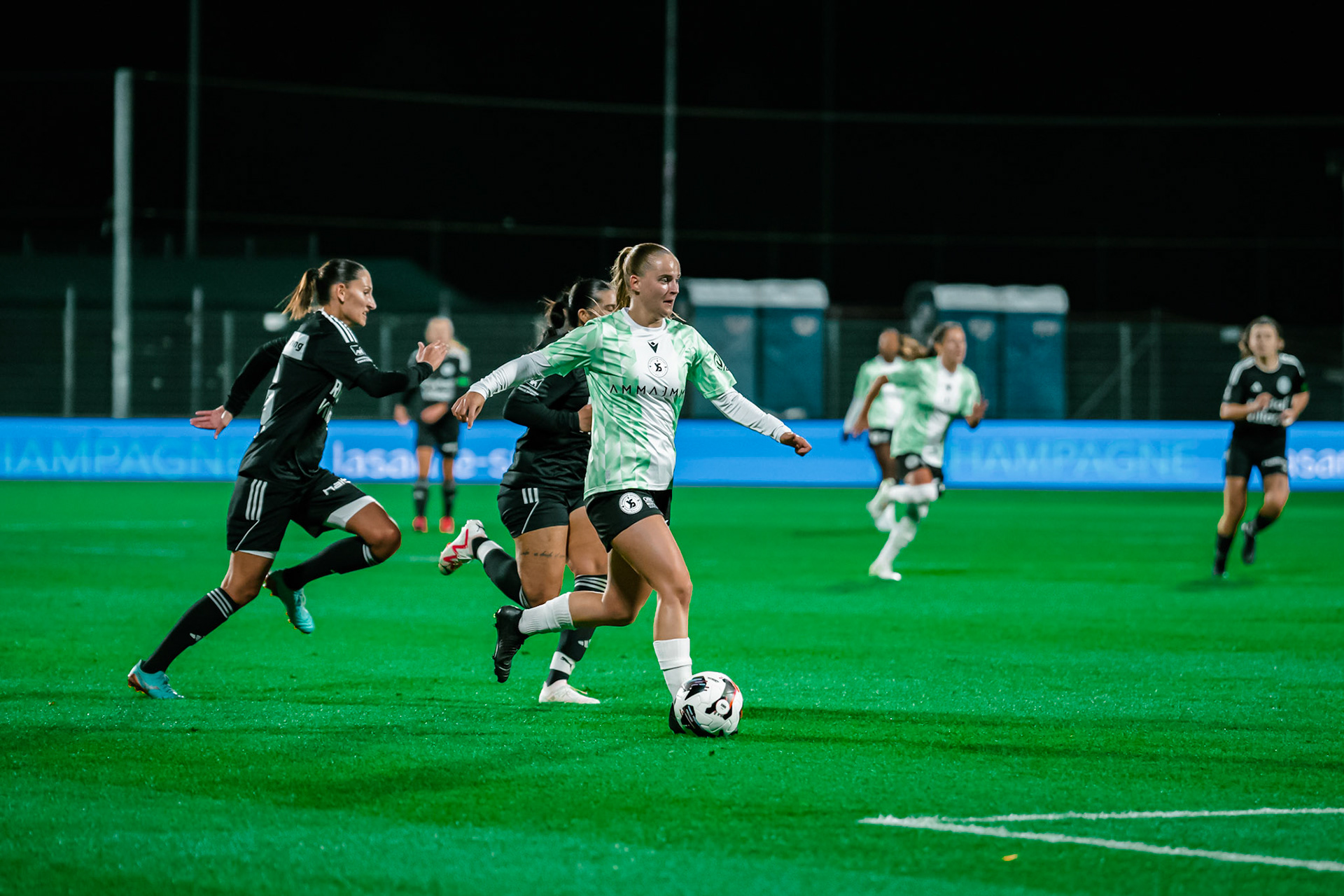 Match de championnat LNB (féminine) opposant Yverdon Sport FC et FC Wil 1900 au Stade Municipal, Yverdon. (Christian António/LibsVisuals.com)