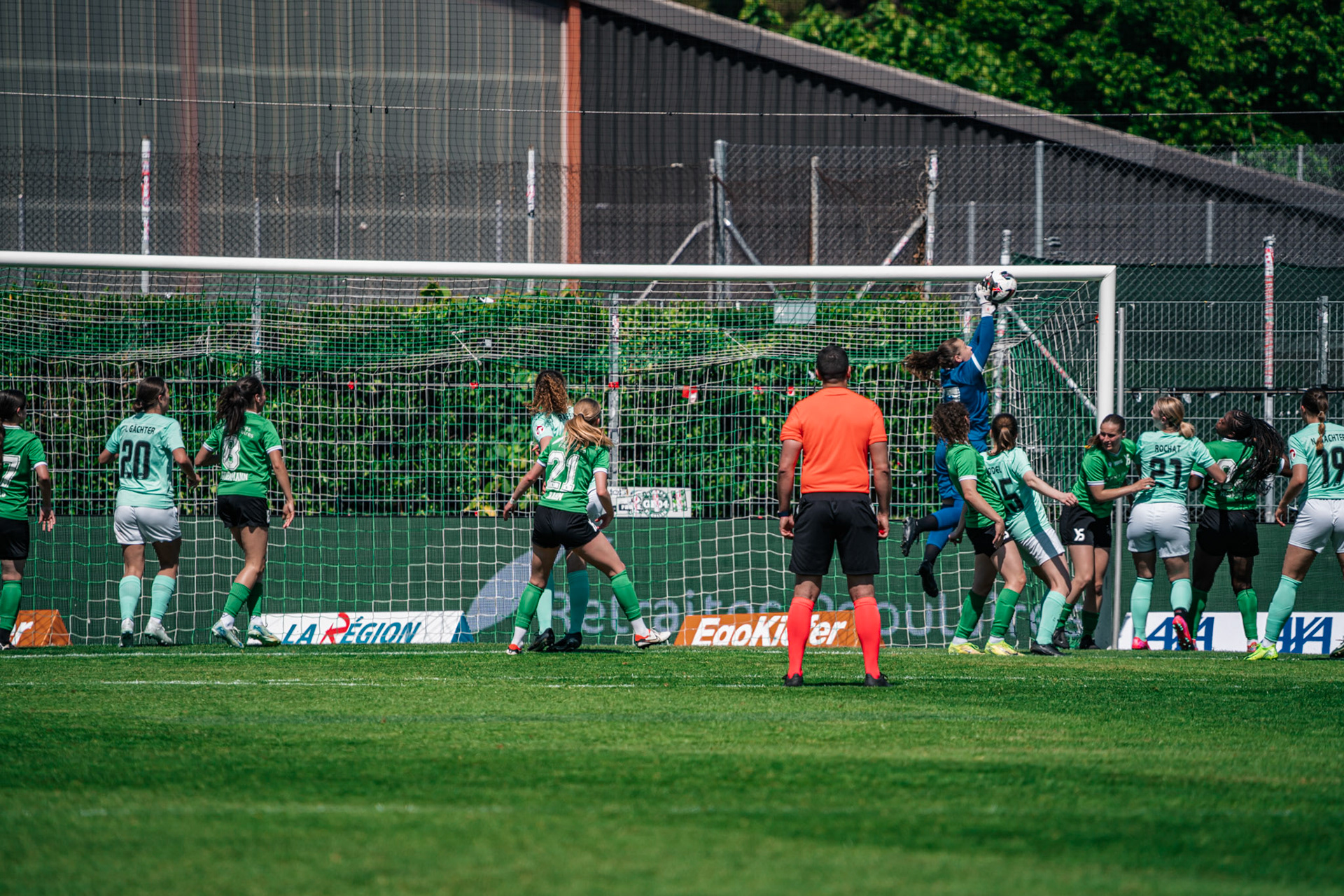 Yverdon Sport FC et FC Schlieren au Stade Municipal. (Christian António/LibsVisuals.com)