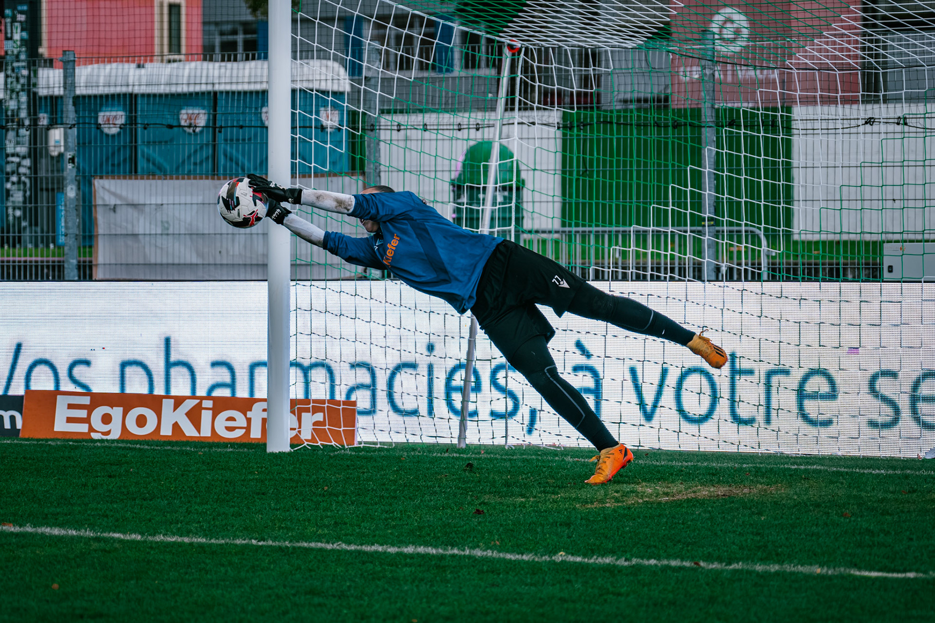 Match championnat LNB féminine opposant Yverdon Sport FC et FC Oerlikon/Polizei ZH 1 au Stade Municipal. (Christian António/LibsVisuals.com)