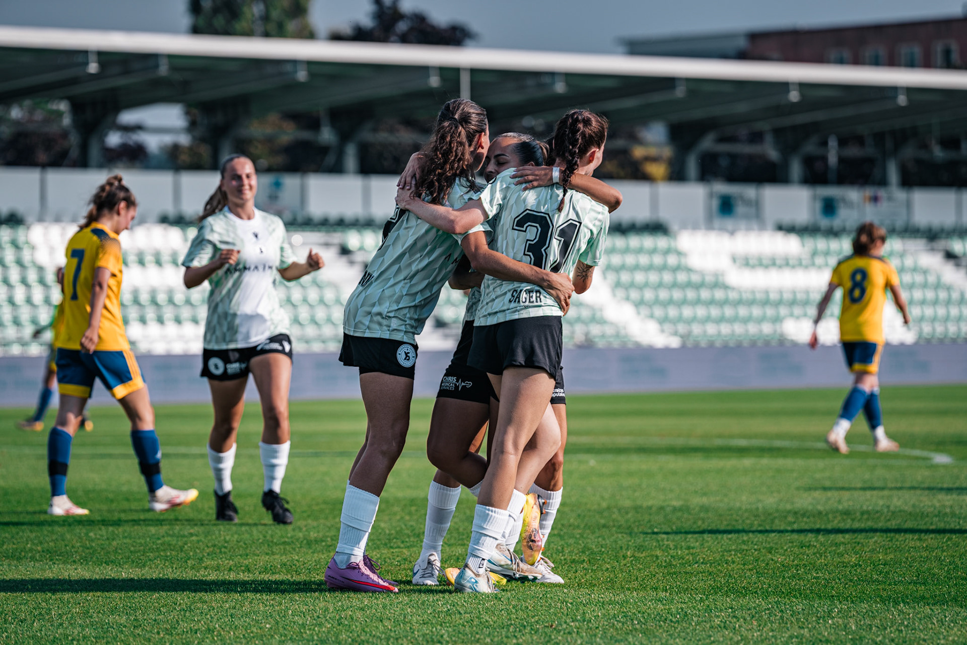 Match championnat opposant Yverdon Sport – FC Wädenswil au Stade Municipal. (Christian António/LibsVisuals.com)