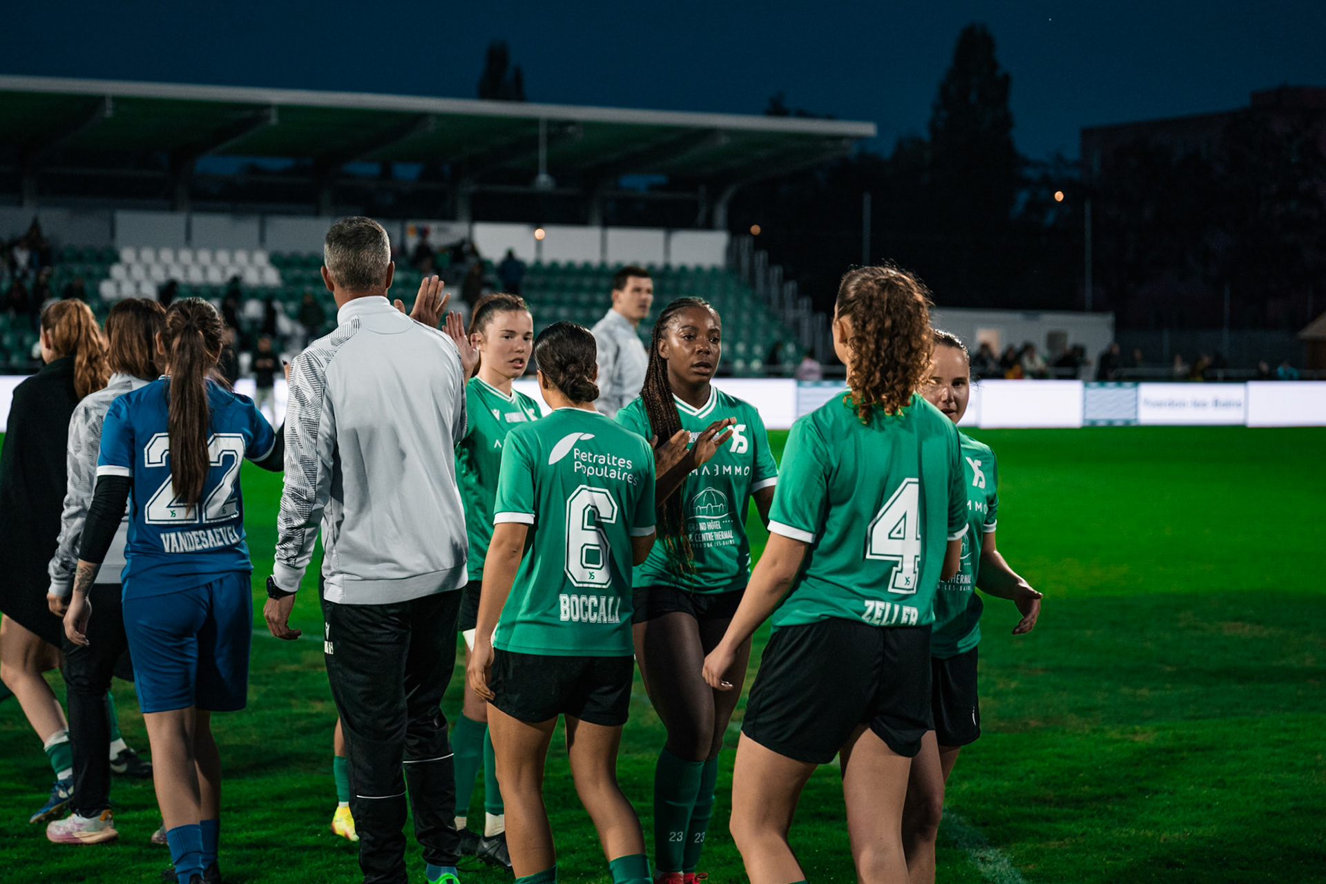 Yverdon Sport FC et Frauenteam Thun Berner-Oberland au Stade Municipal. (Christian António/LibsVisuals.com)
