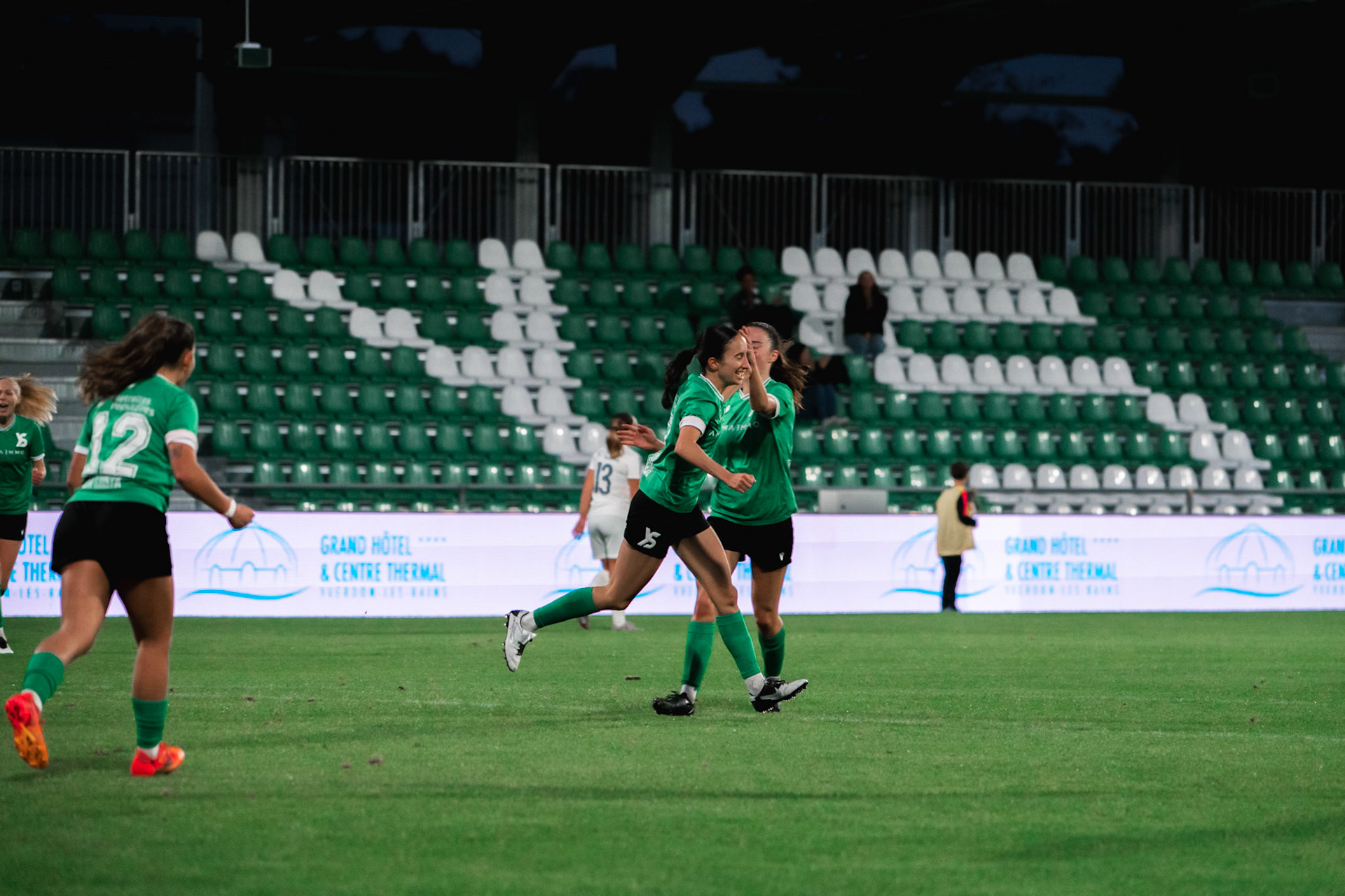 Ligue nationale B Féminine Yverdon Sport FC - Etoile Carouge FC