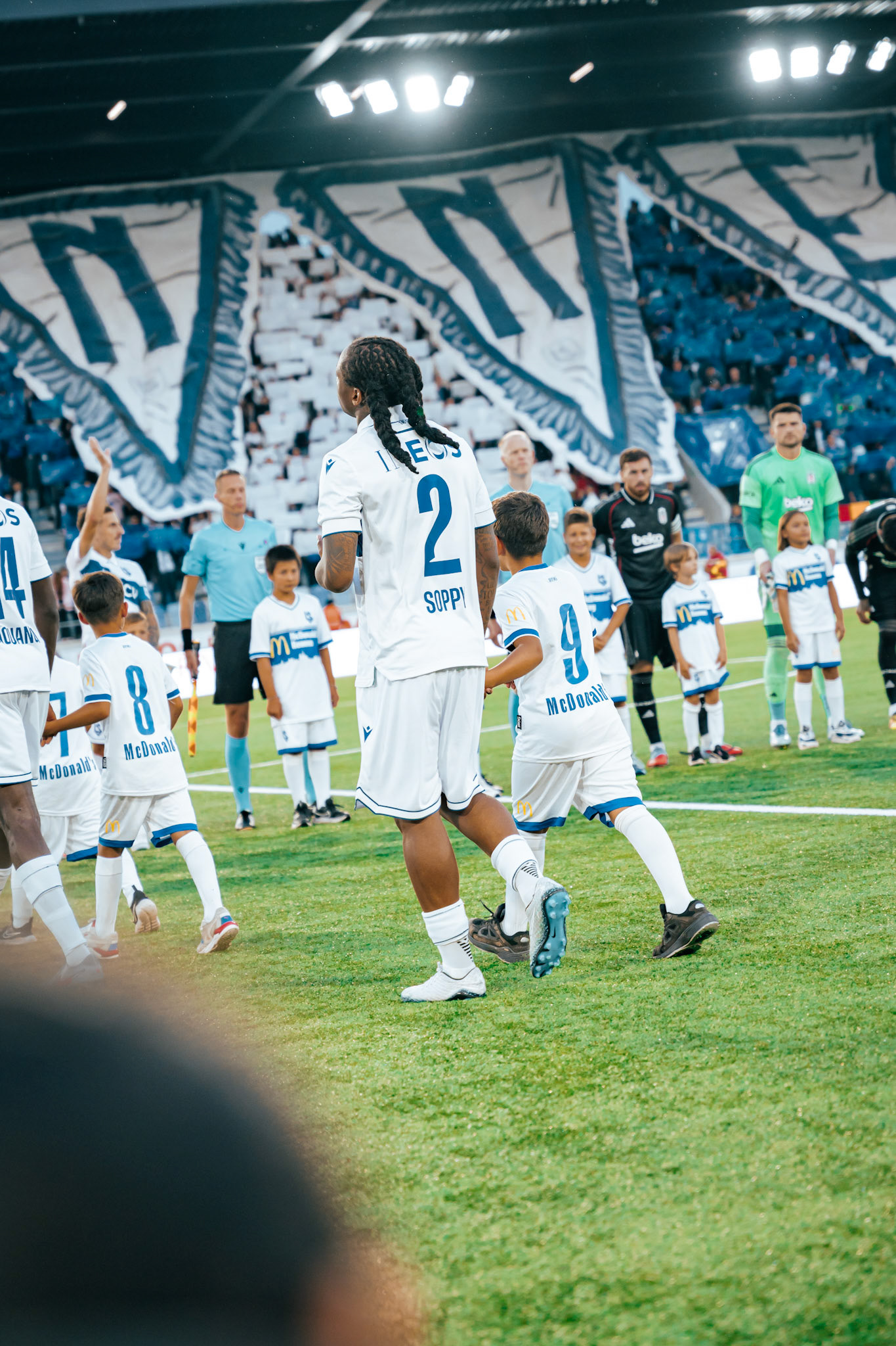 Match aller du tour de barrage de l’UEFA Europa Conference League 2025/26 opposant Lausanne-Sport et le Beşiktaş JK au Stade de la Tuilière. (Christian António/LibsVisuals.com)