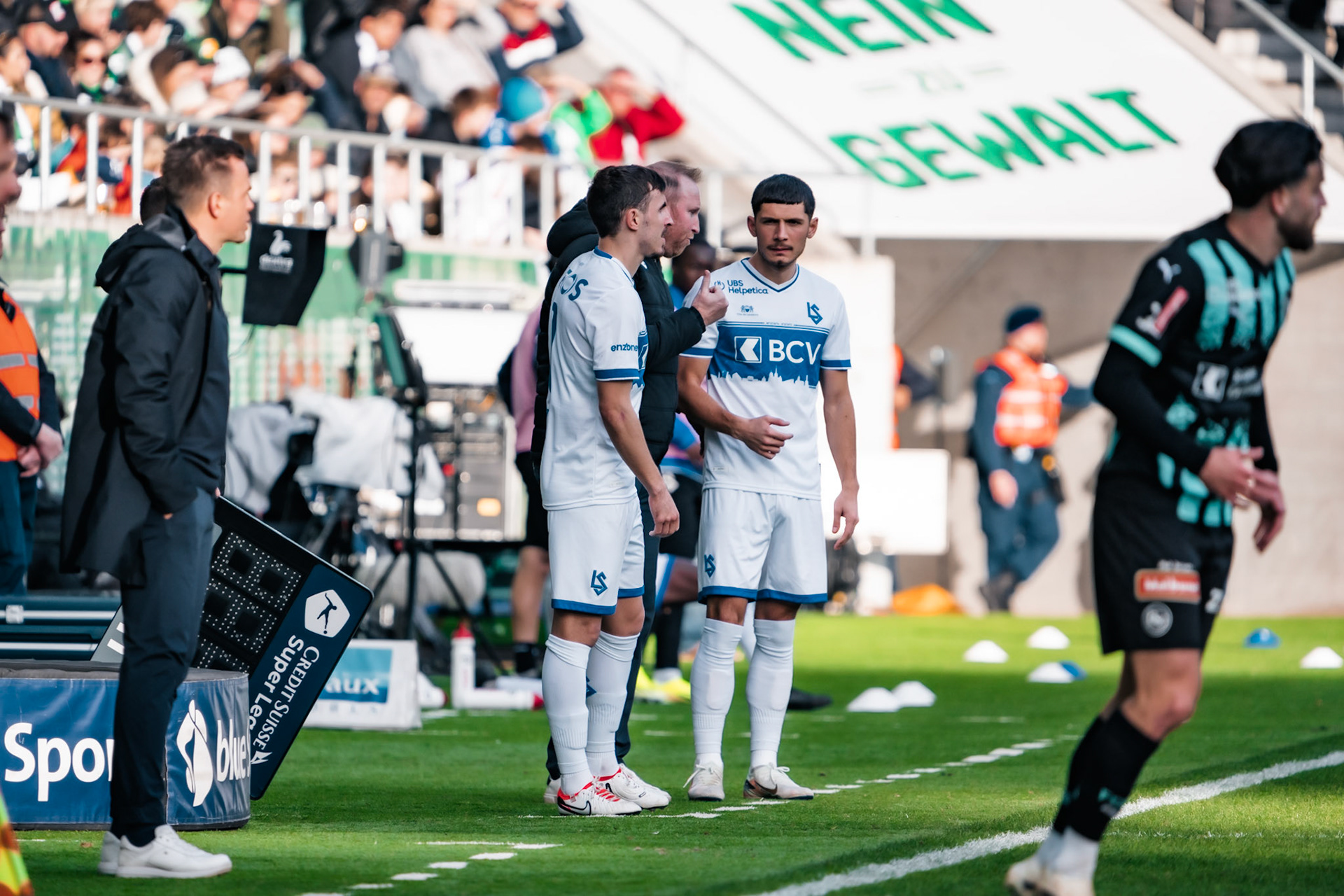 FC Saint-Gall 1879 et Lausanne-Sport FC au Kybunpark. (Christian António/LibsVisuals.com)