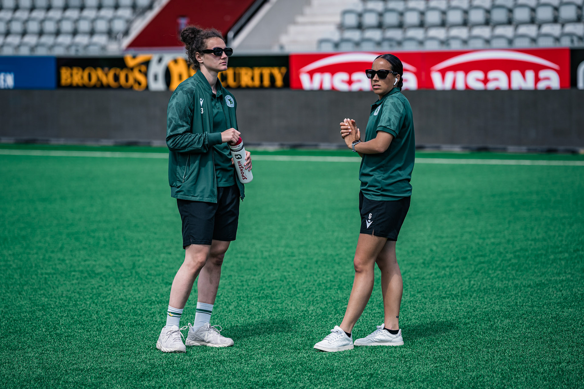 Frauenteam Thun Berner-Oberland et Yverdon Sport FC à la Stockhorn Arena. (Christian António/LibsVisuals.com)