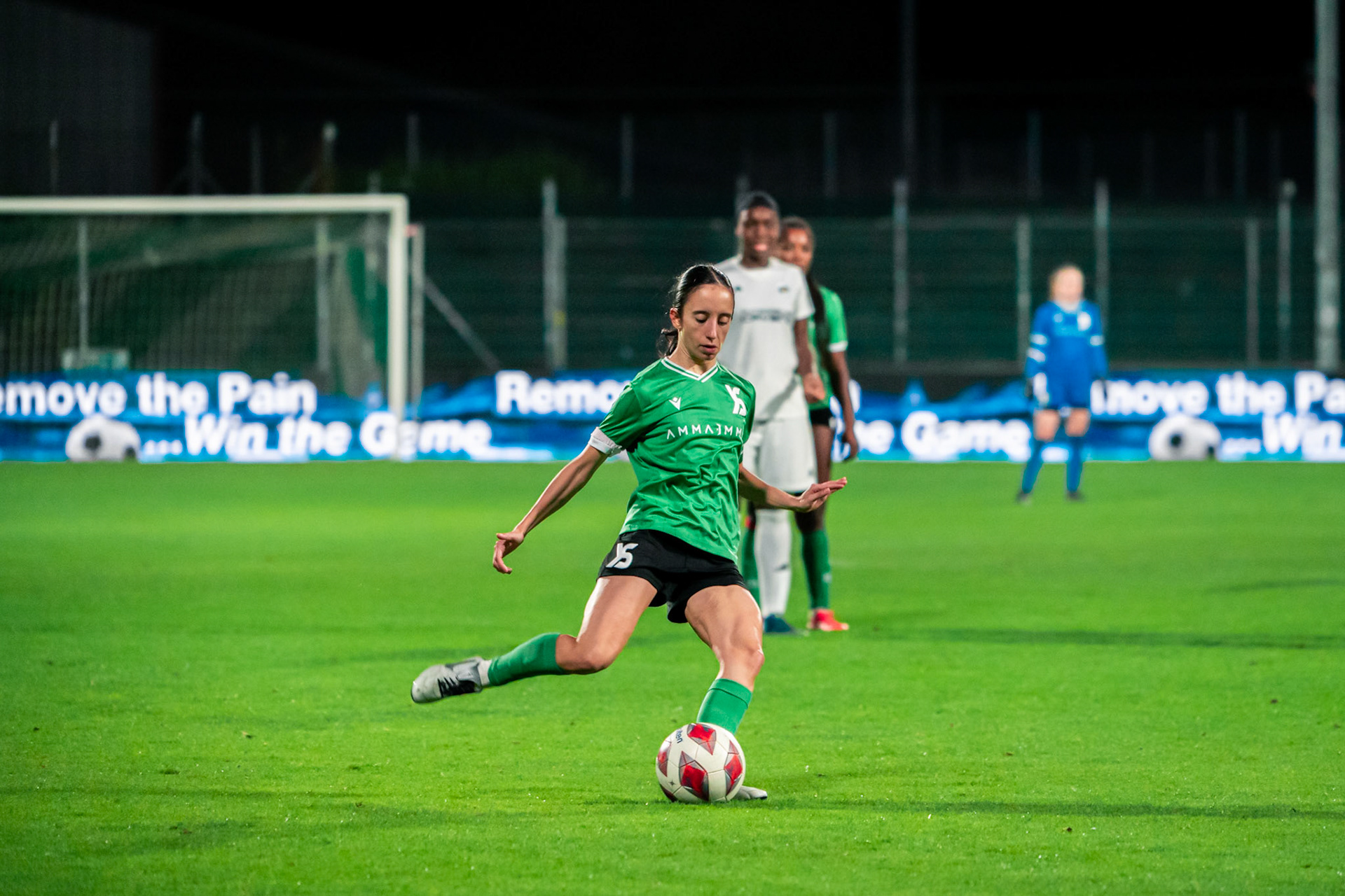 Ligue nationale B Féminine Yverdon Sport FC - Etoile Carouge FC