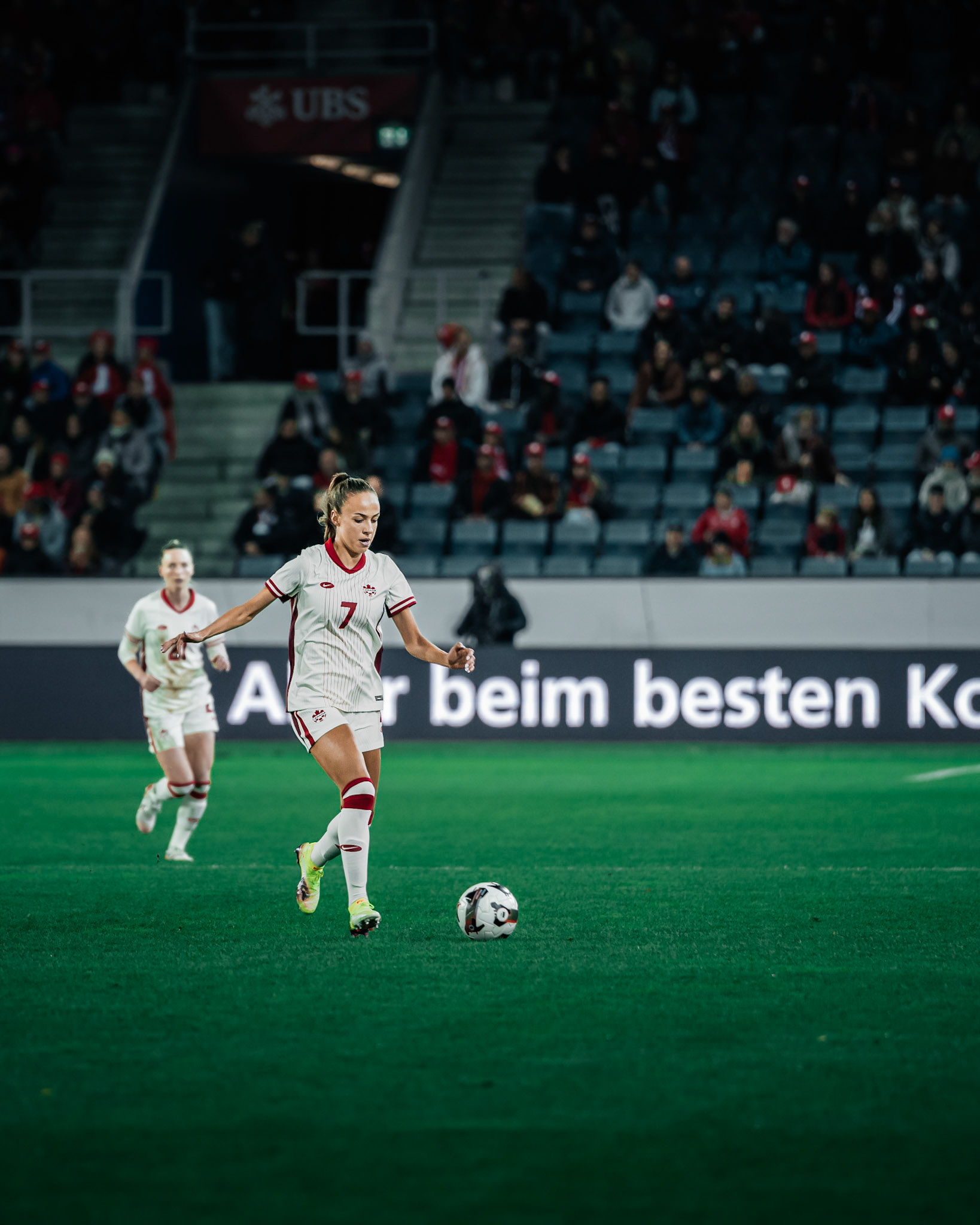 Match international opposant l’équipe nationale féminine de Suisse à l’équipe du Canada à la swissporarena, Luzern. (Christian António/LibsVisuals.com)
