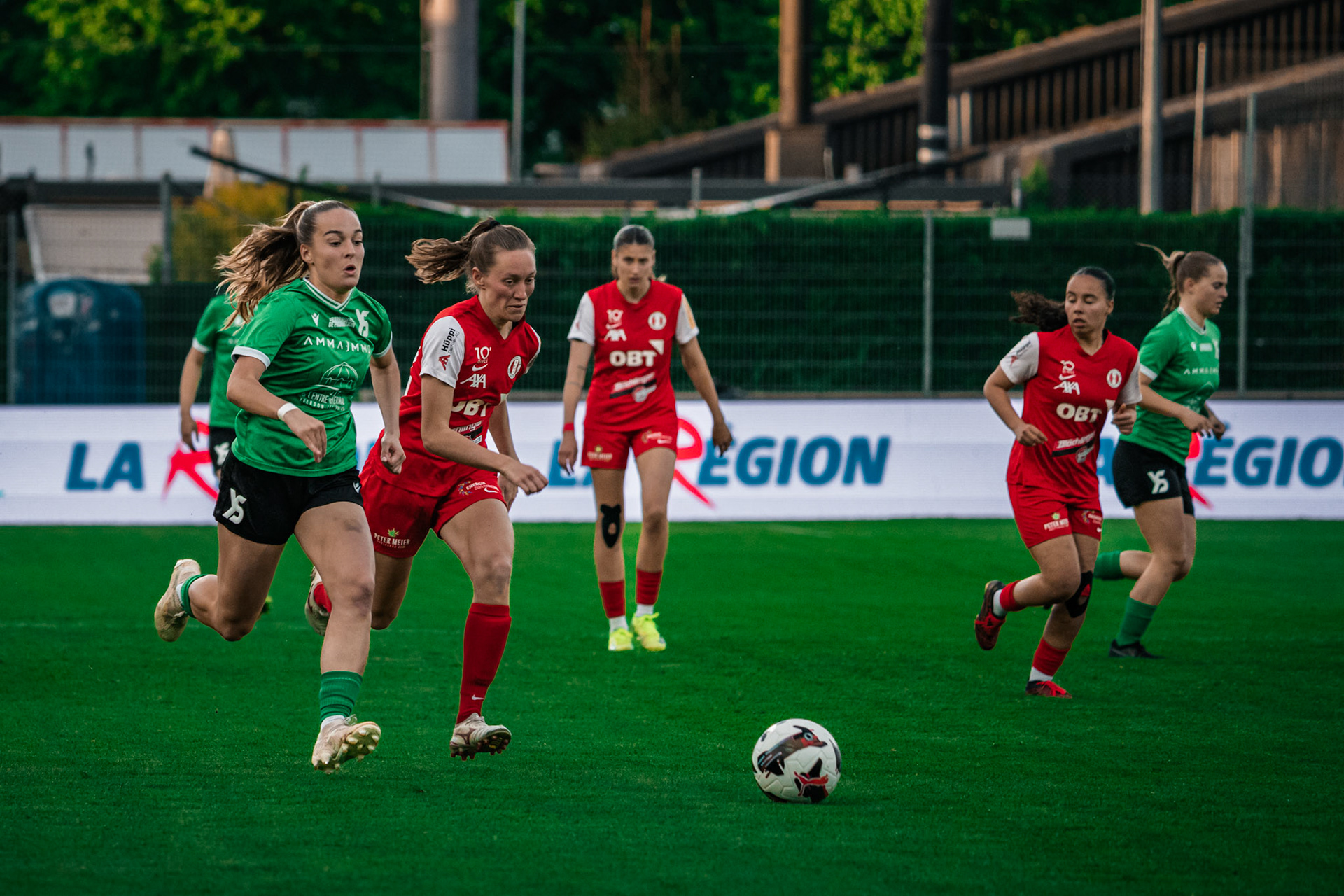 Yverdon Sport FC et FC Rapperswil-Jona au Stade Municipal. (Christian António/LibsVisuals.com)