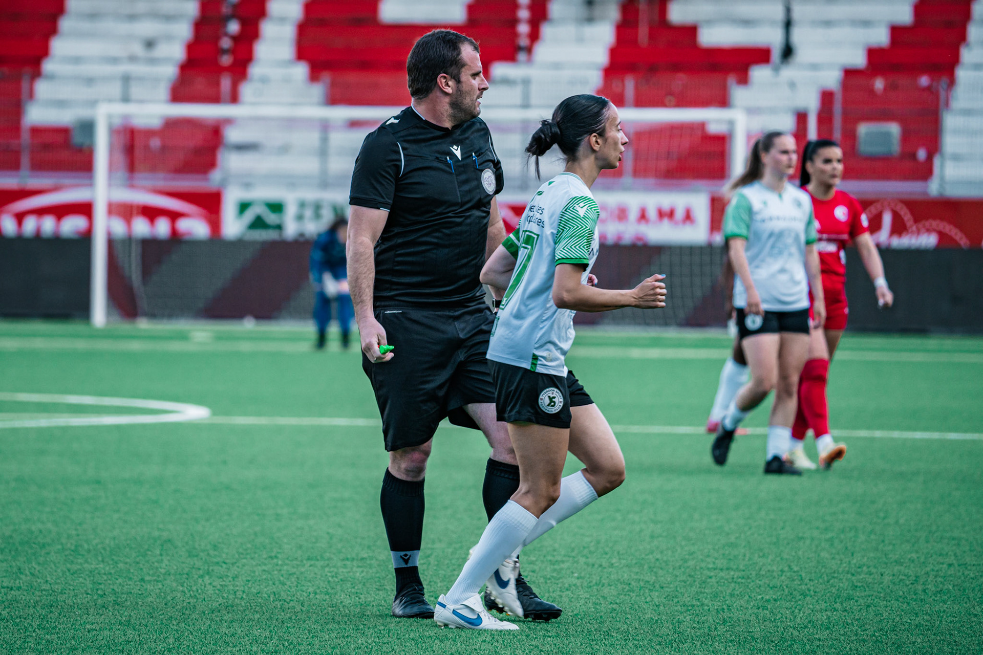 Frauenteam Thun Berner-Oberland et Yverdon Sport FC à la Stockhorn Arena. (Christian António/LibsVisuals.com)