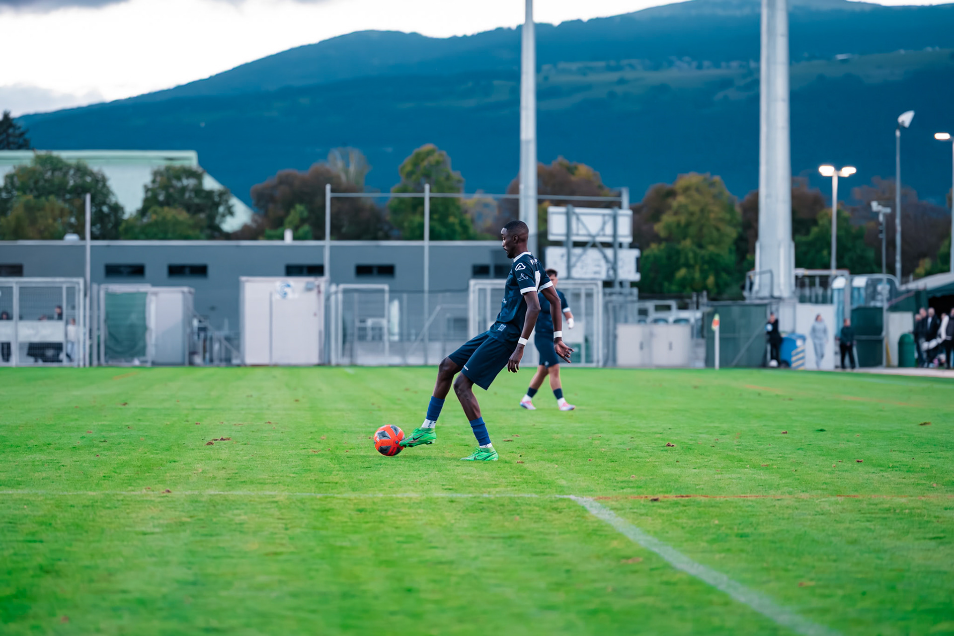 Match de championnat 3e ligue (Groupe 3) opposant le FC Azzurri Yverdon I au FC Bosna Yverdon I, au Stade Municipal, Yverdon. (Christian António/LibsVisuals.com)
