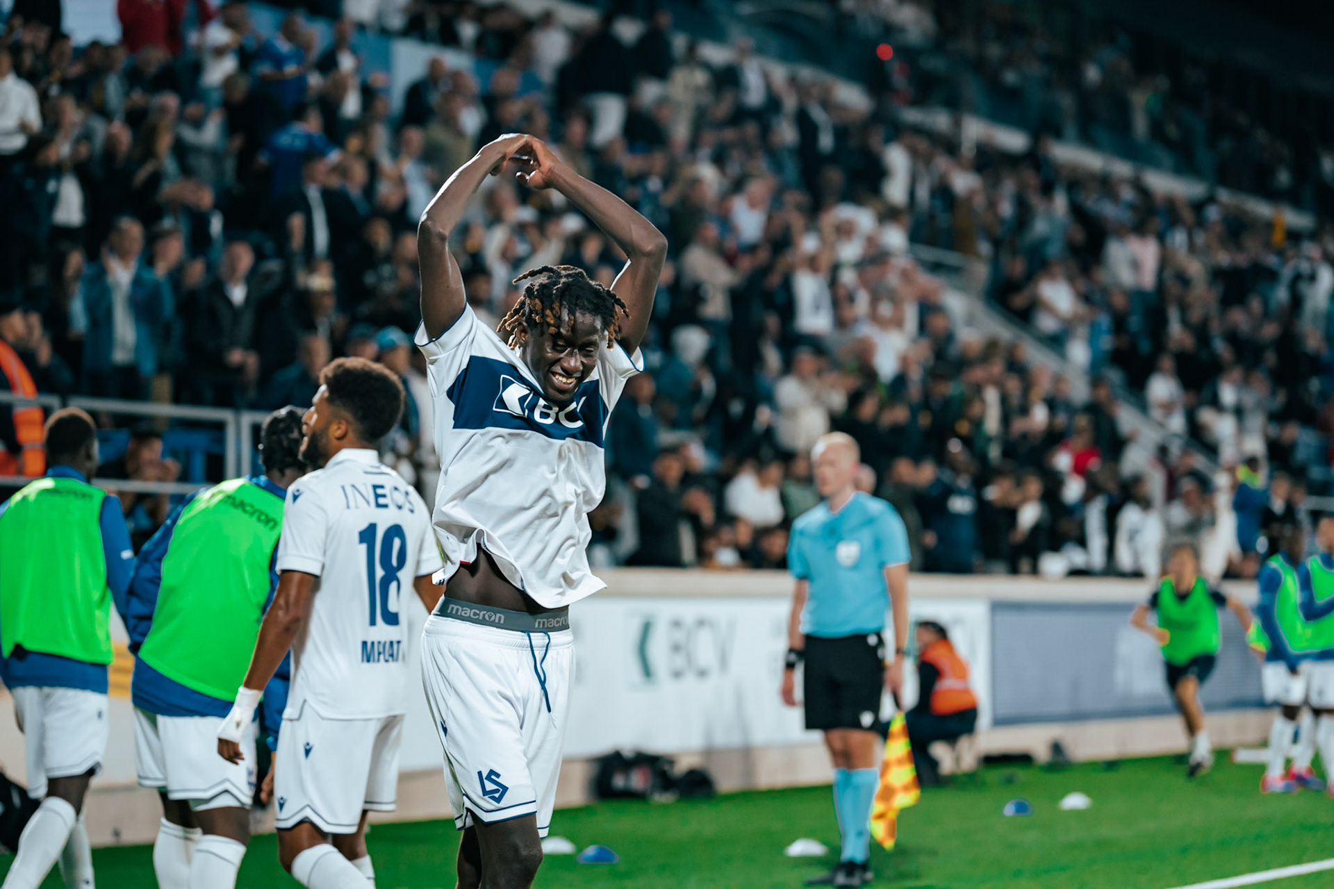 Match aller du tour de barrage de l’UEFA Europa Conference League 2025/26 opposant Lausanne-Sport et le Beşiktaş JK au Stade de la Tuilière. (Christian António/LibsVisuals.com)
