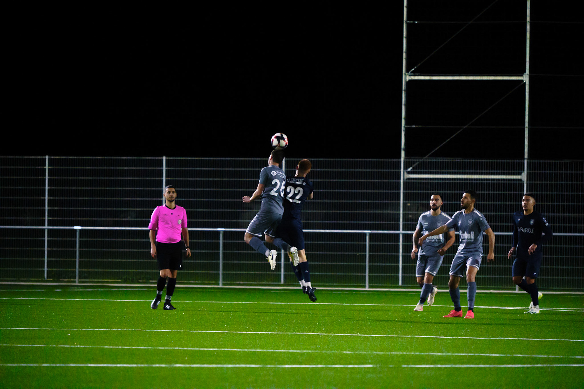 Match 2ème Ligue FC Champagne - FC Grandson-Tuileries au Terrain de Sport de Derrière-Ville à Champagne