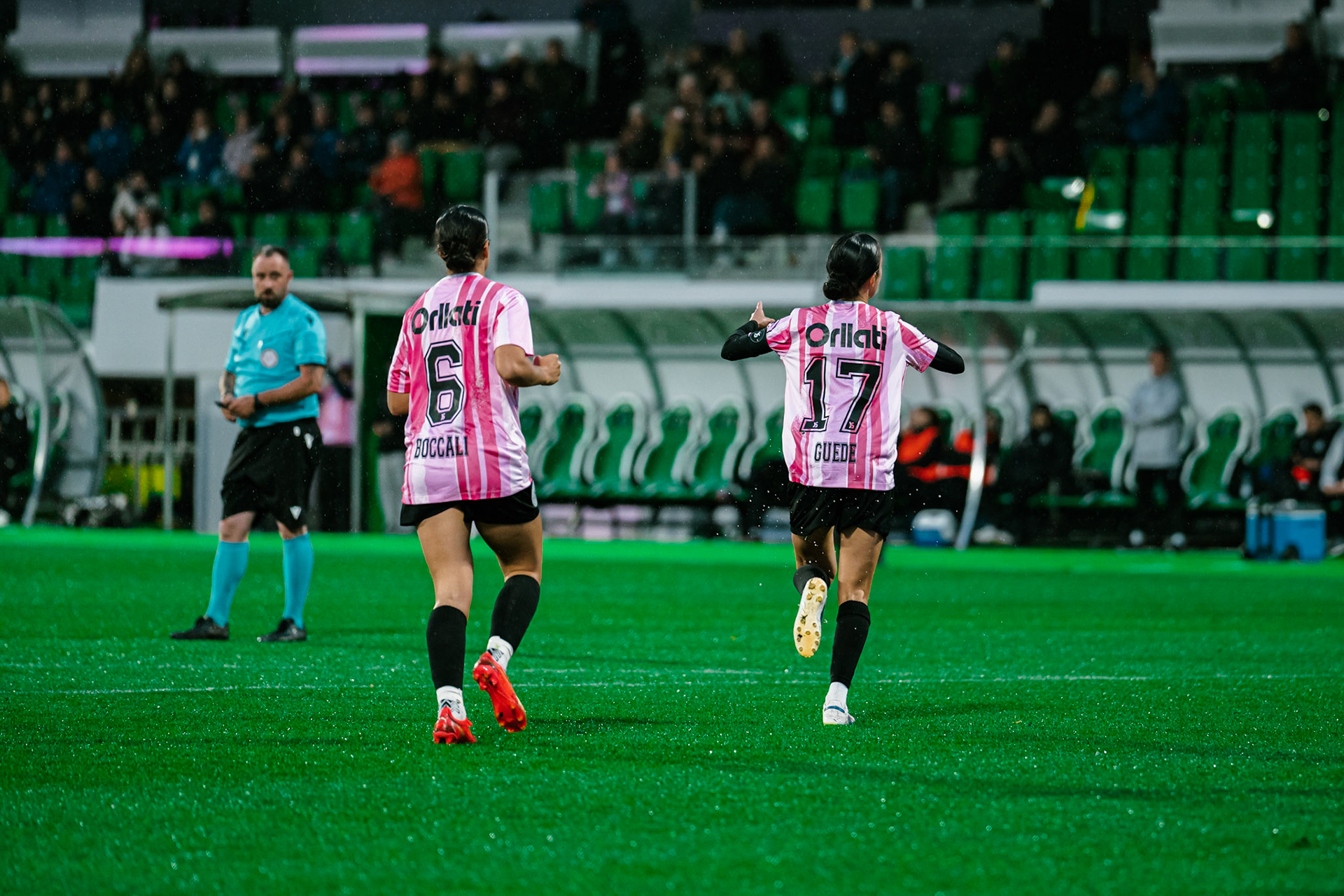 Match de championnat LNB féminine opposant Yverdon Sport FC et le FC Lugano au Stade Municipal, Yverdon-les-Bains. (Christian António / LibsVisuals.com)