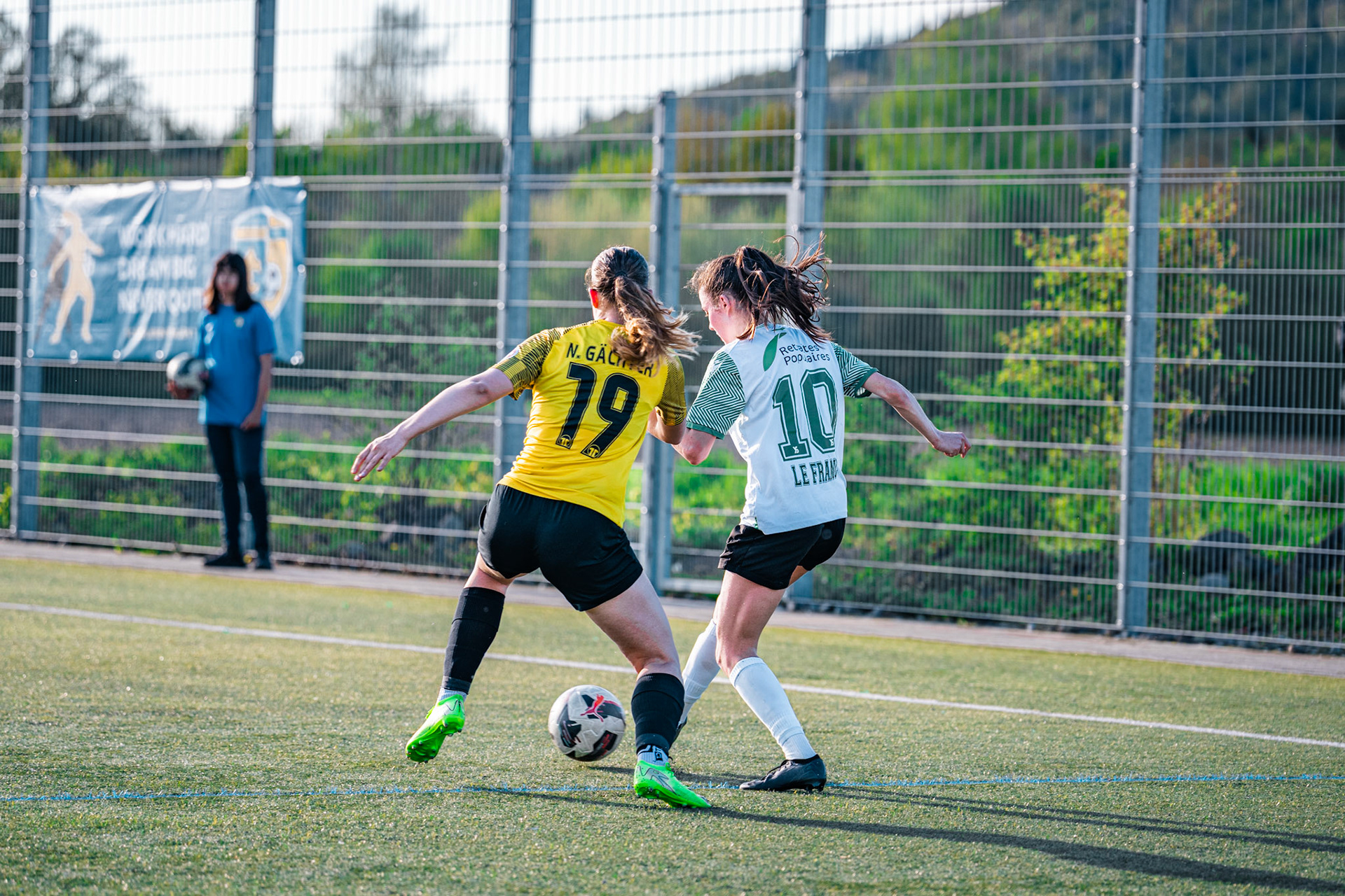 FC Schlieren et Yverdon Sport FC au Zelgli. (Christian António/LibsVisuals.com)
