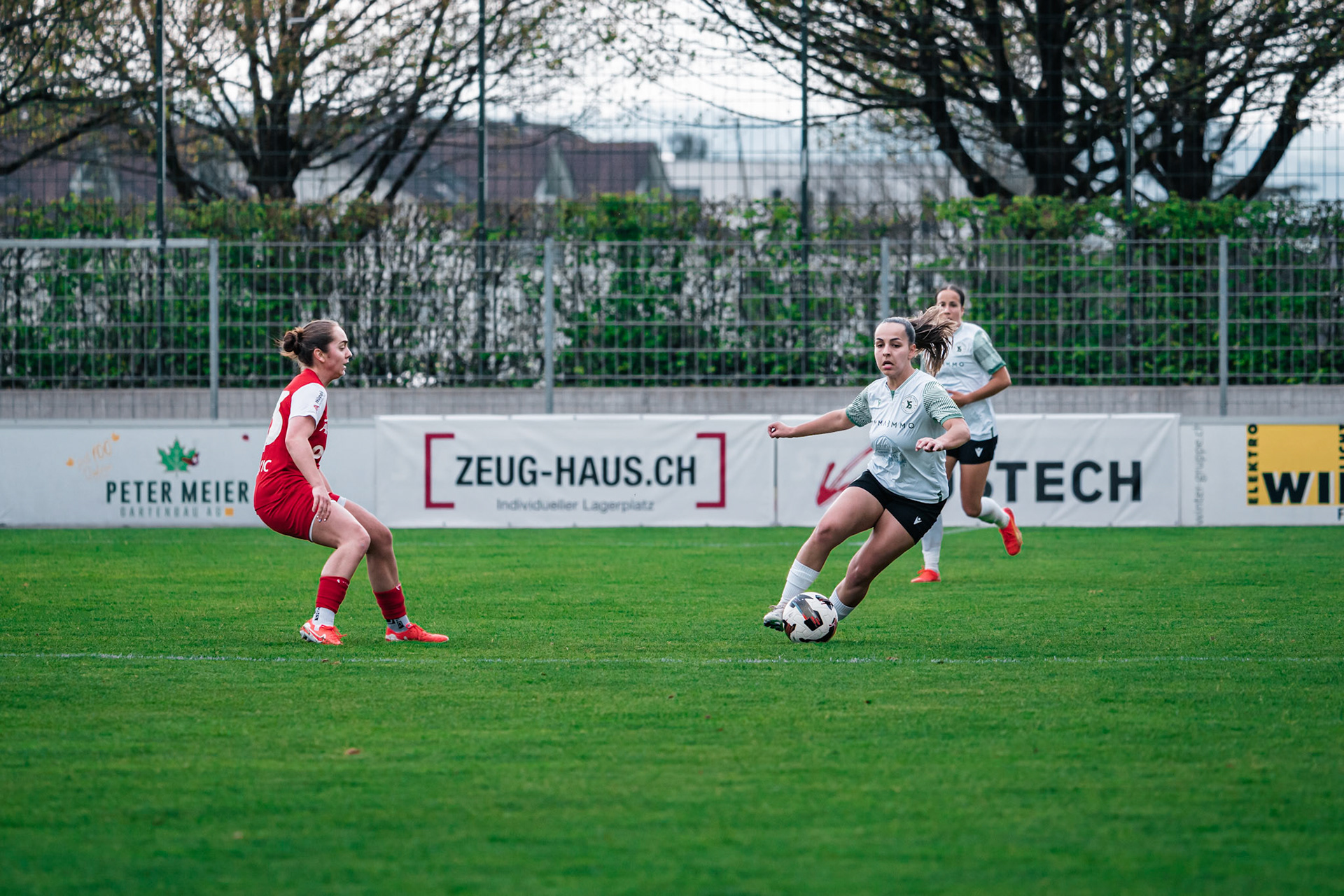Women’s Super League / tour de promotion/relégation FC Rapperswil-Jona - Yverdon Sport FC au Grünfeld (Christian António/LibsVisuals.com)