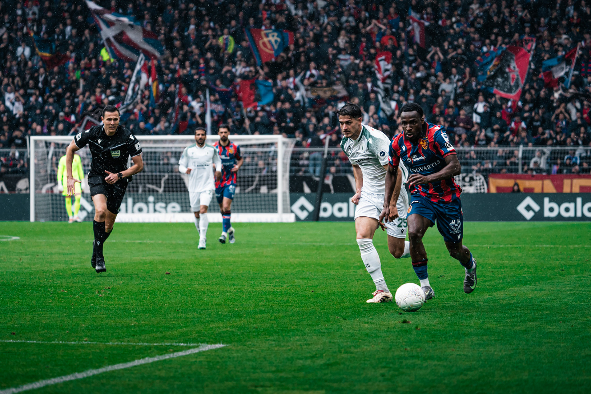 FC Basel 1893 et Yverdon Sport FC au St. Jakob-Park. (Christian António/LibsVisuals.com)