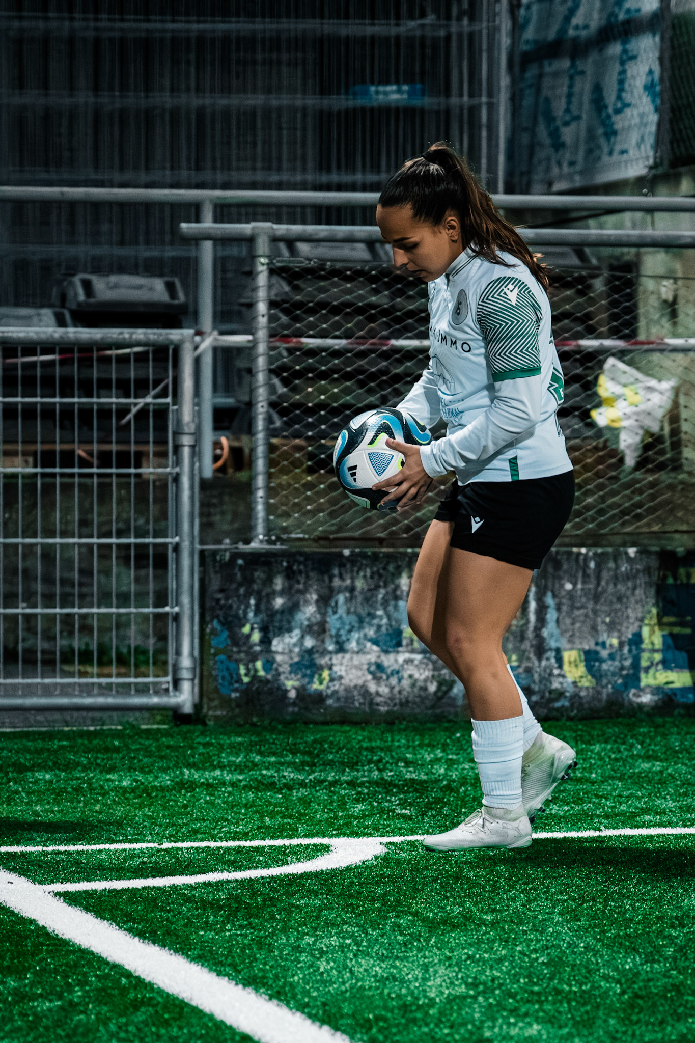 Etoile Carouge FC et Yverdon Sport FC au  Stade de la Fontenette (Christian António/LibsVisuals.com)