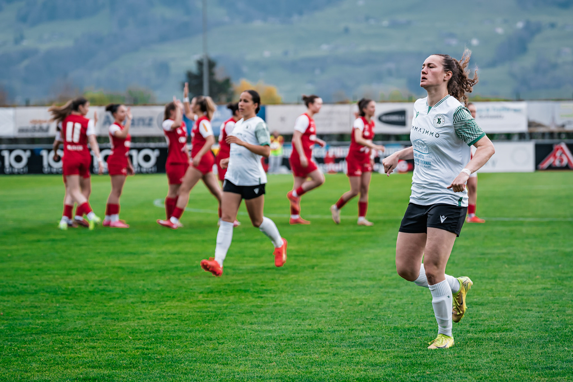 Women’s Super League / tour de promotion/relégation FC Rapperswil-Jona - Yverdon Sport FC au Grünfeld (Christian António/LibsVisuals.com)
