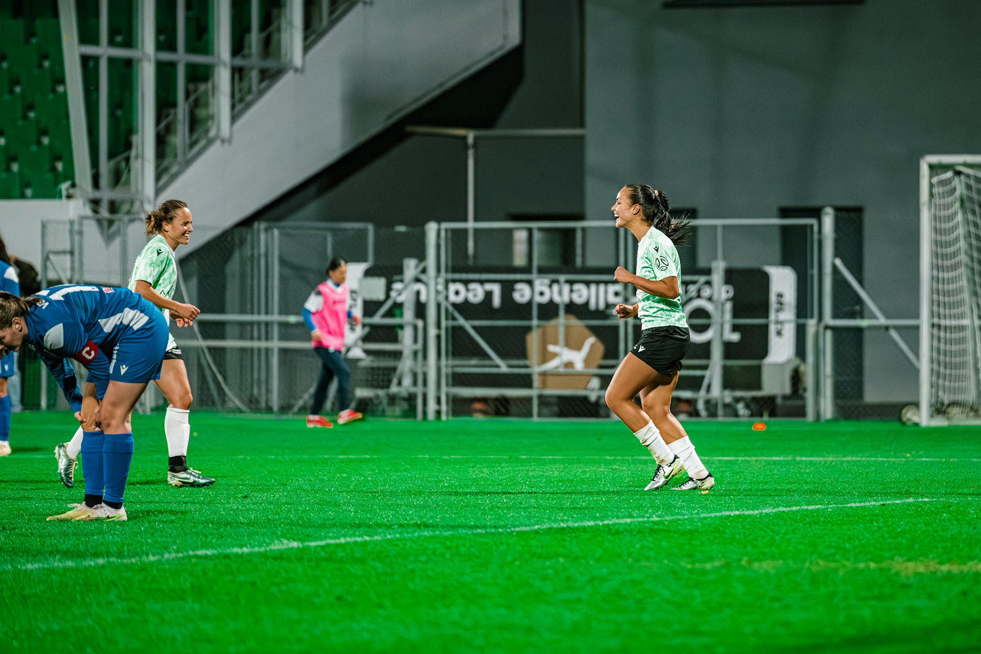 Match championnat LNB féminine opposant Yverdon Sport FC et FC Oerlikon/Polizei ZH 1 au Stade Municipal. (Christian António/LibsVisuals.com)