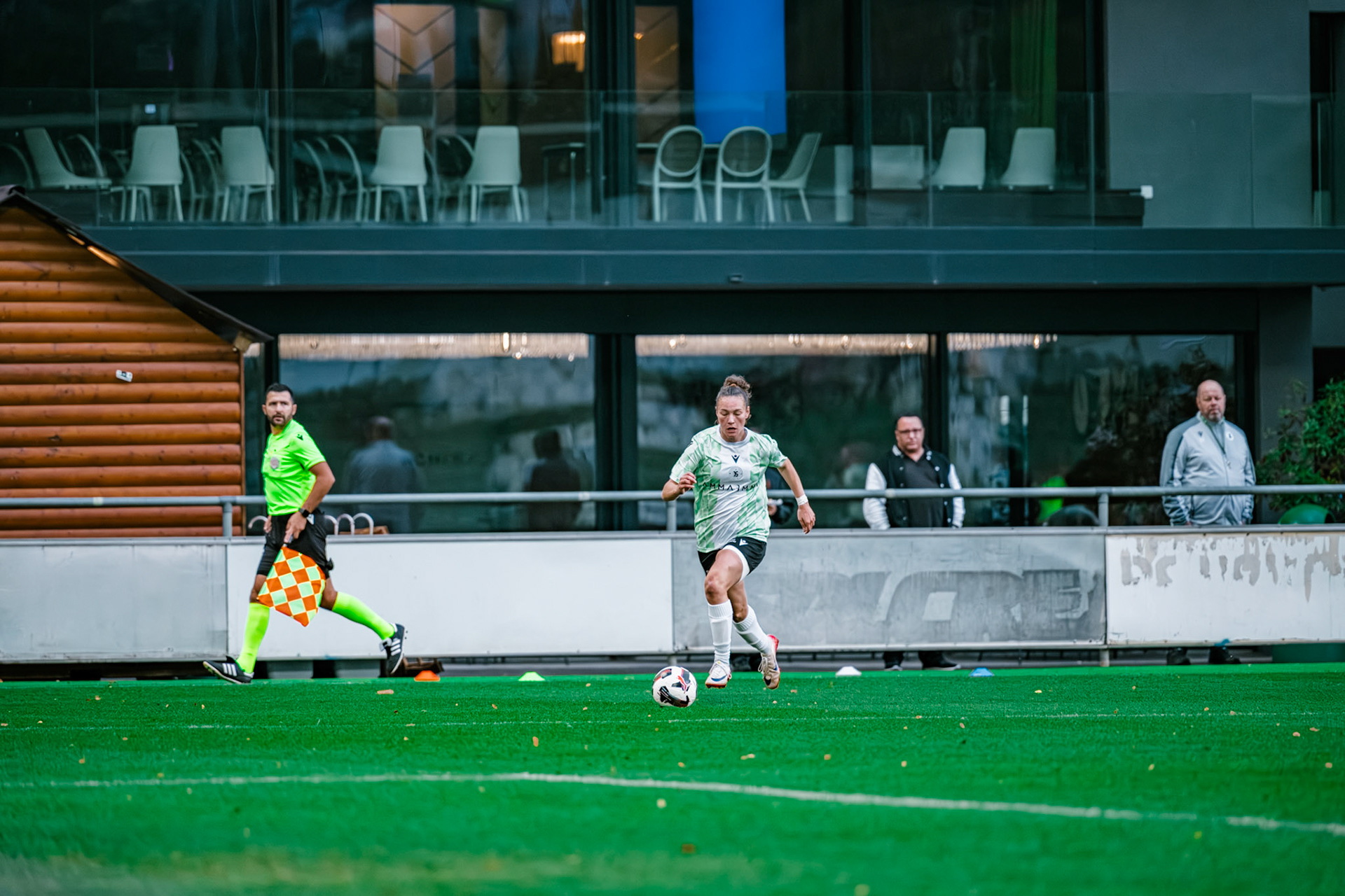 Match championnat LNB féminine opposant Yverdon Sport FC et FC Oerlikon/Polizei ZH 1 au Stade Municipal. (Christian António/LibsVisuals.com)