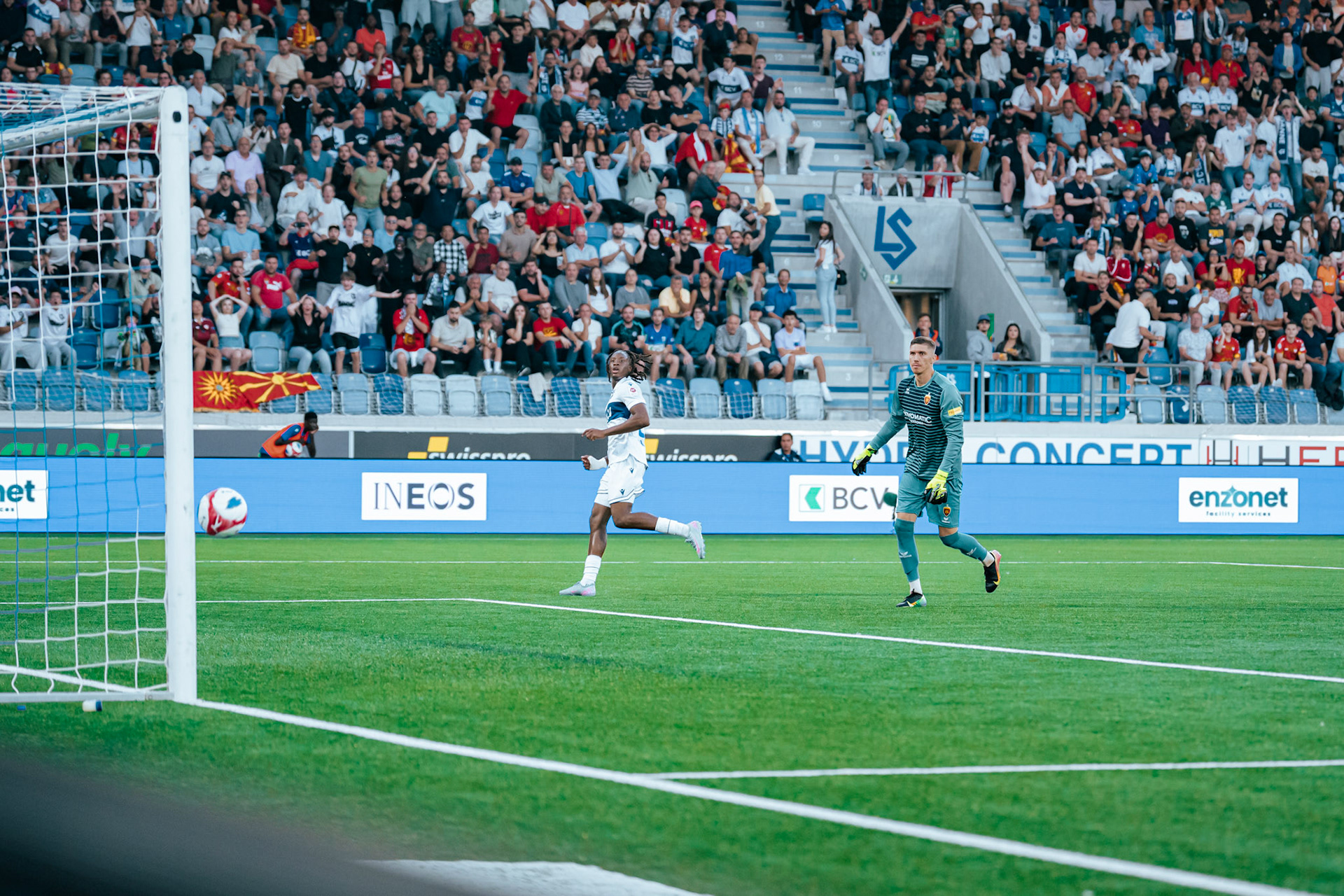 Lausanne-Sport - Vardar Skopje au Stade de la Tuilière. (Christian António/LibsVisuals.com)