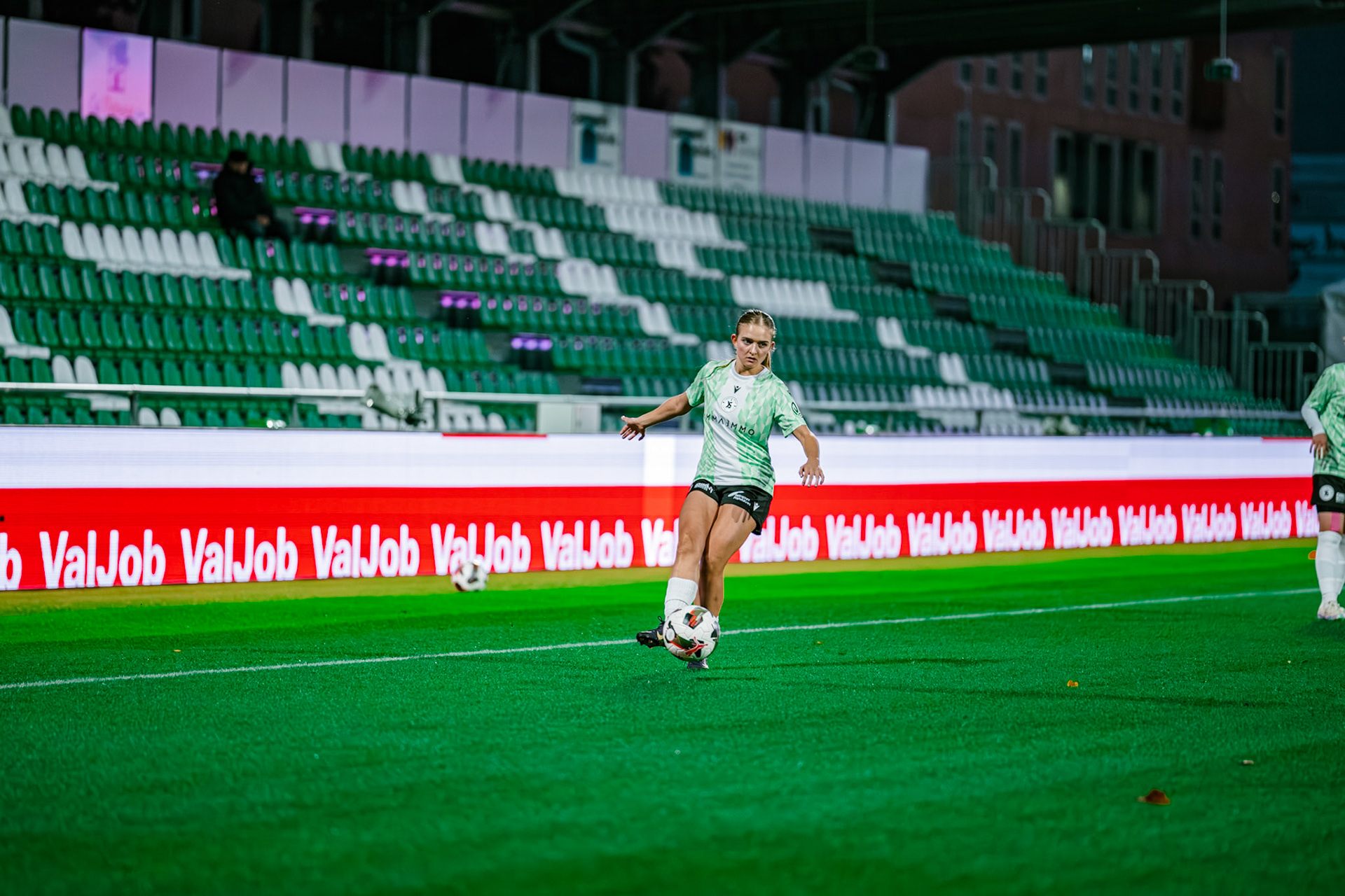 Match championnat LNB féminine opposant Yverdon Sport FC et FC Oerlikon/Polizei ZH 1 au Stade Municipal. (Christian António/LibsVisuals.com)