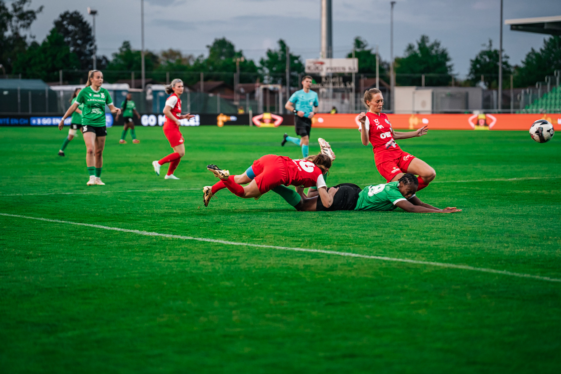 Yverdon Sport FC et FC Rapperswil-Jona au Stade Municipal. (Christian António/LibsVisuals.com)
