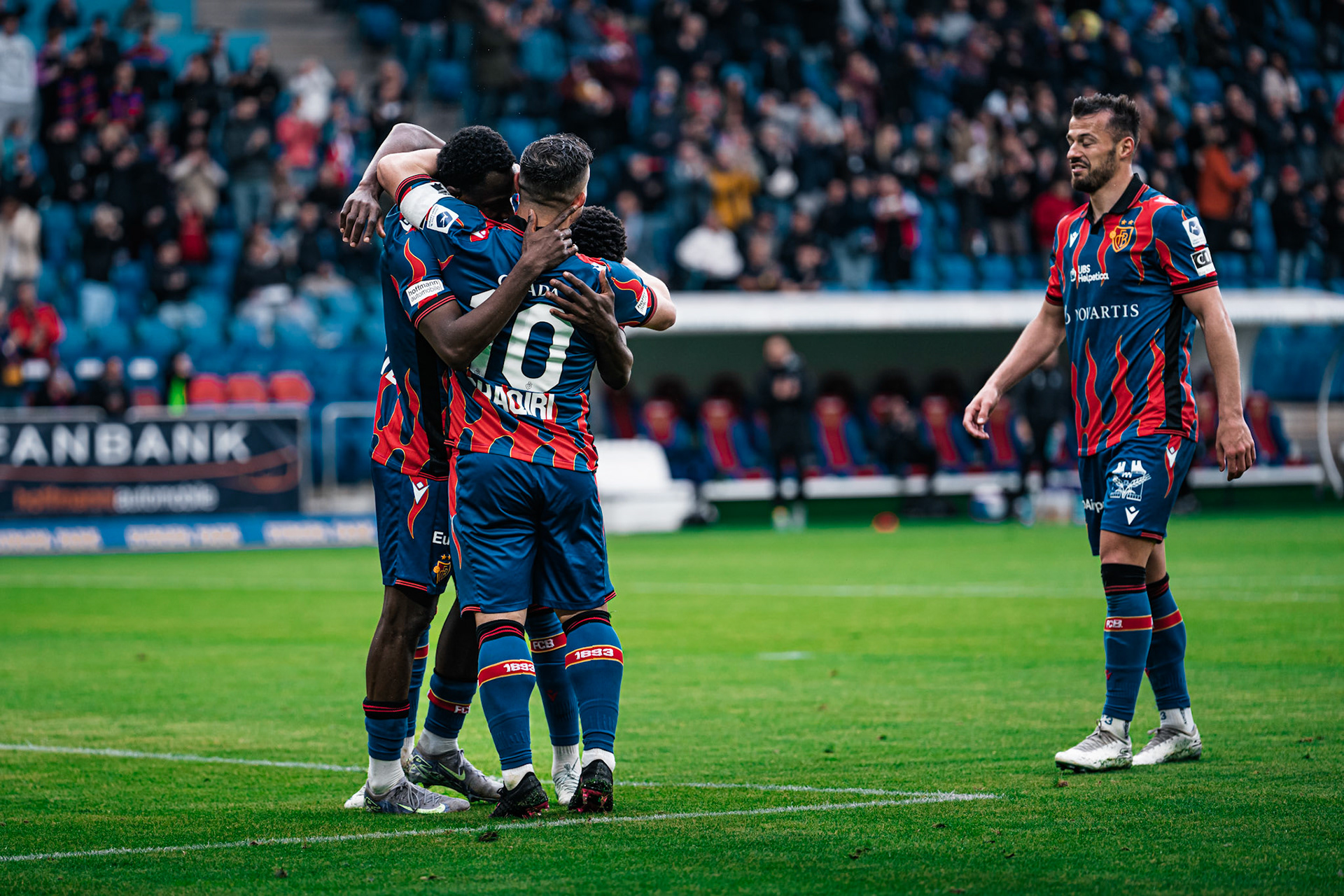 FC Basel 1893 et Yverdon Sport FC au St. Jakob-Park. (Christian António/LibsVisuals.com)
