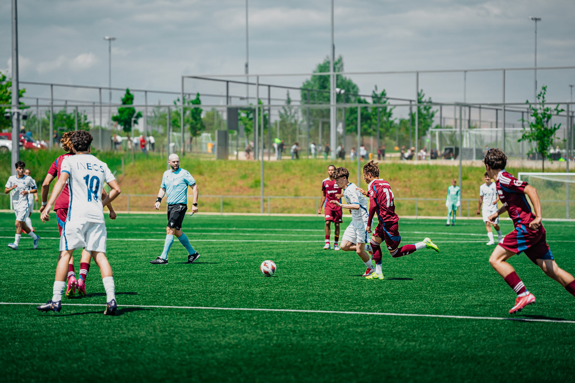 FC Lausanne-Sport M-17 et Servette FC M-17 au Centre sportif+ Stade de la Tuilière. (Christian António/LibsVisuals.com)